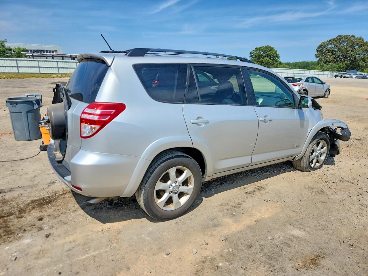 2011 Toyota Rav 4 Silver vin: 2T3YF4DV7BW072214