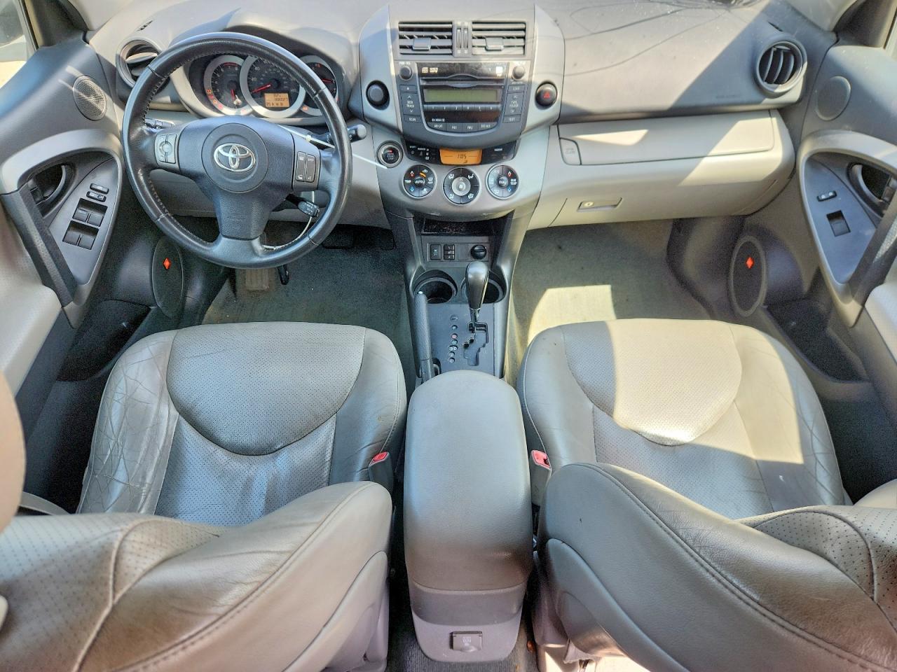 2011 Toyota Rav 4 Silver vin: 2T3YF4DV7BW072214