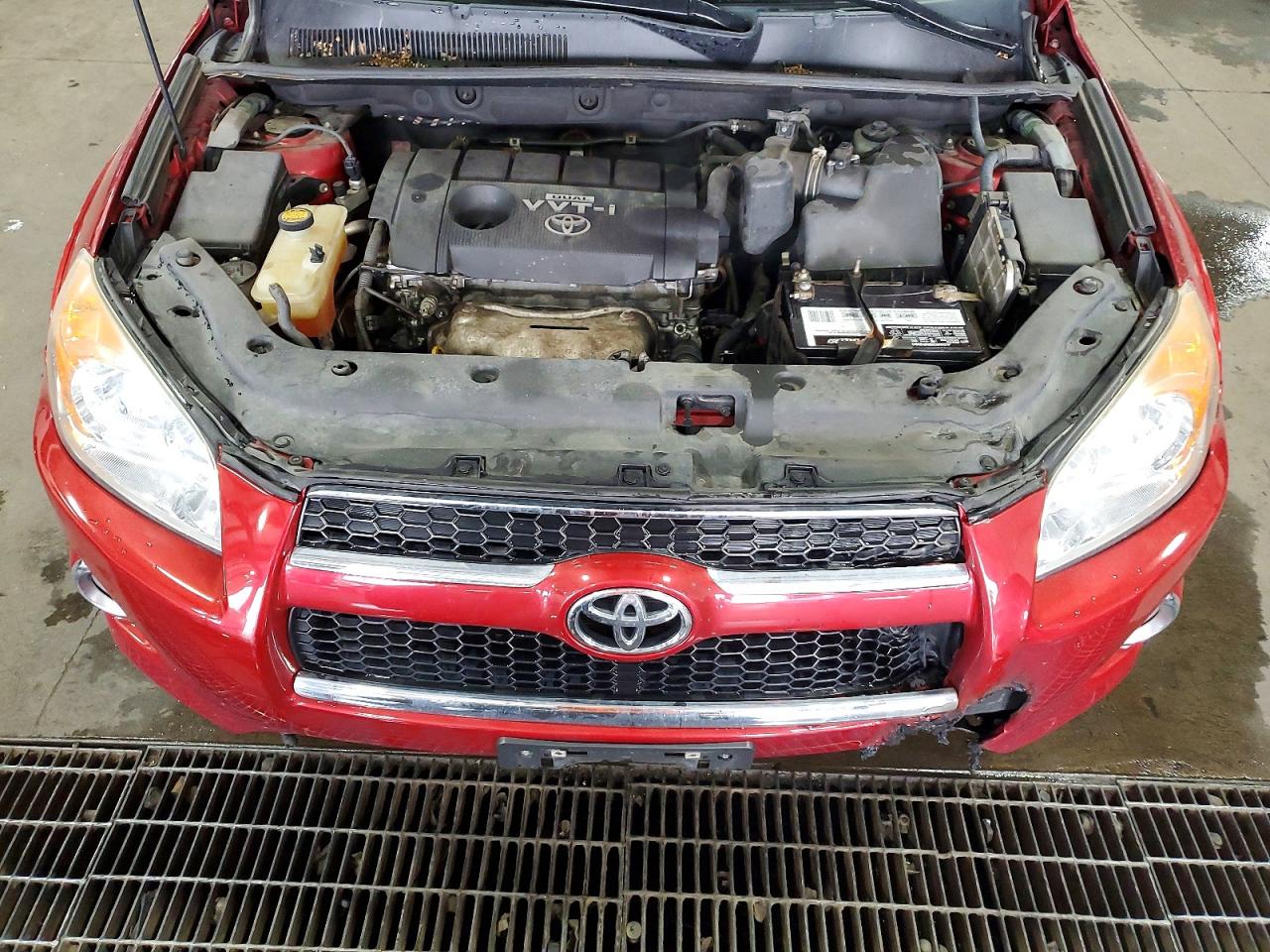 2011 Toyota Rav4 Limited Red vin: 2T3YF4DV8BW073789