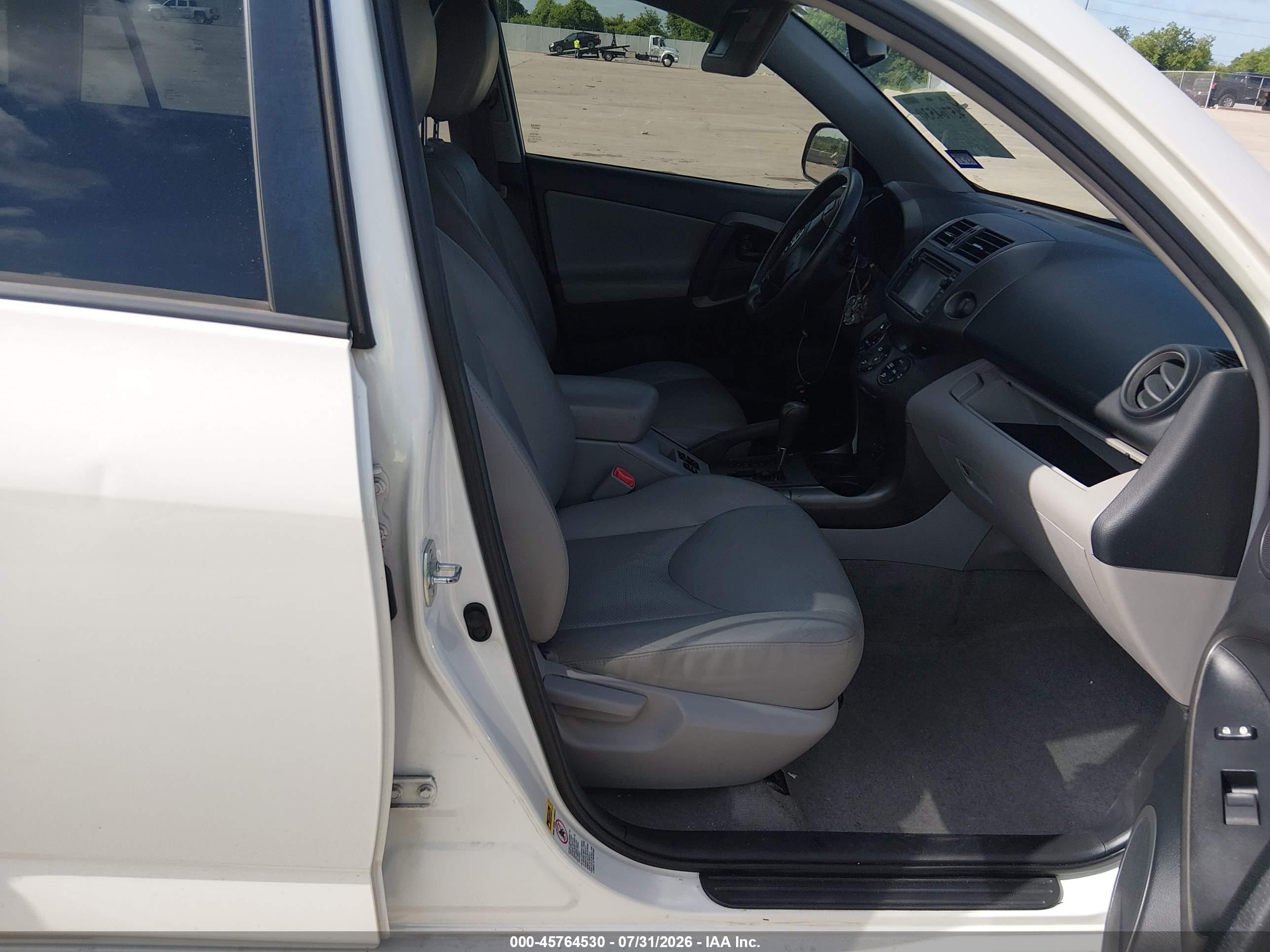 2012 Toyota Rav4 Limited White vin: 2T3YF4DV8CW116108