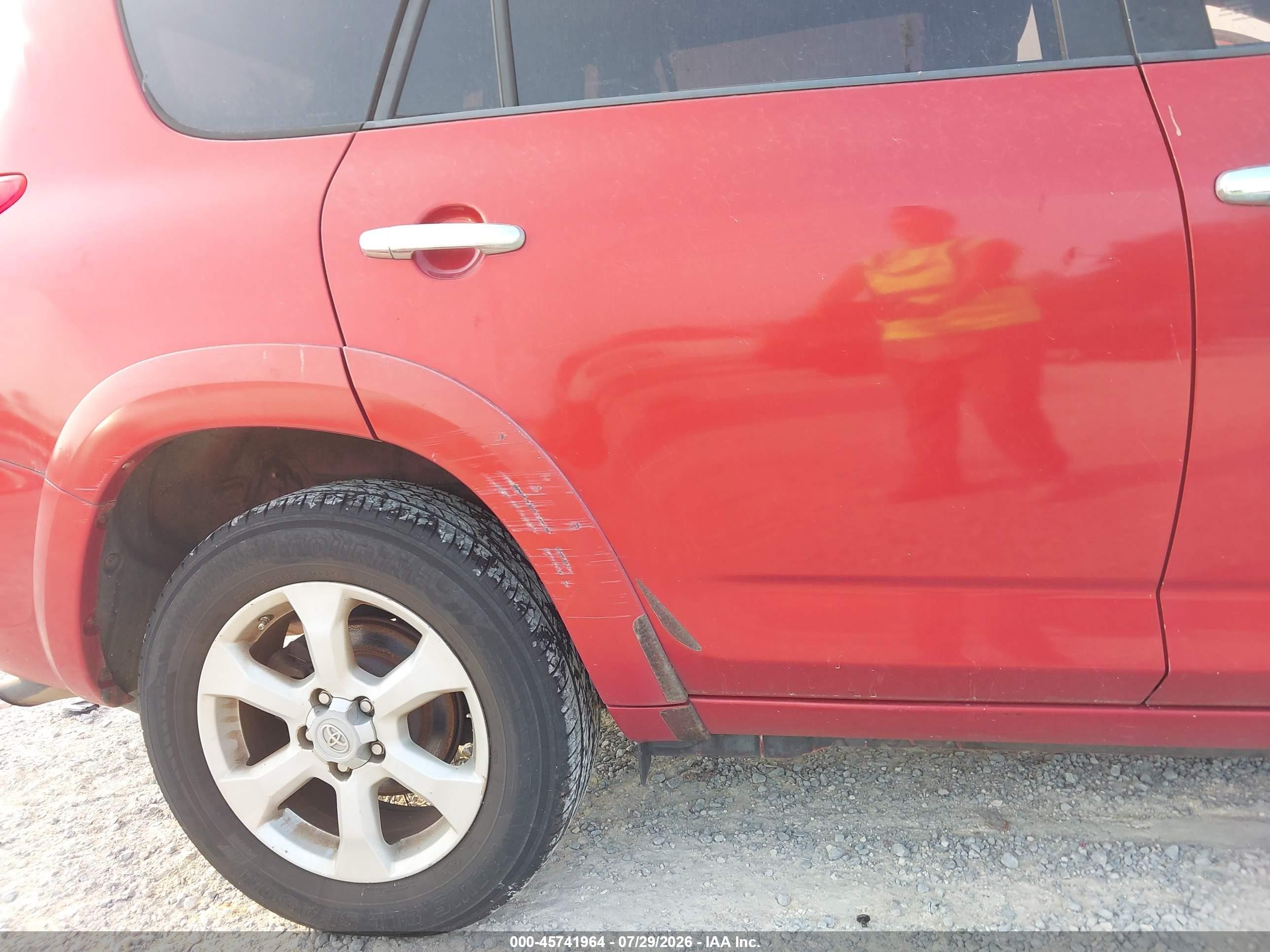 2011 Toyota Rav4 Limited Red vin: 2T3YF4DV9BW102376