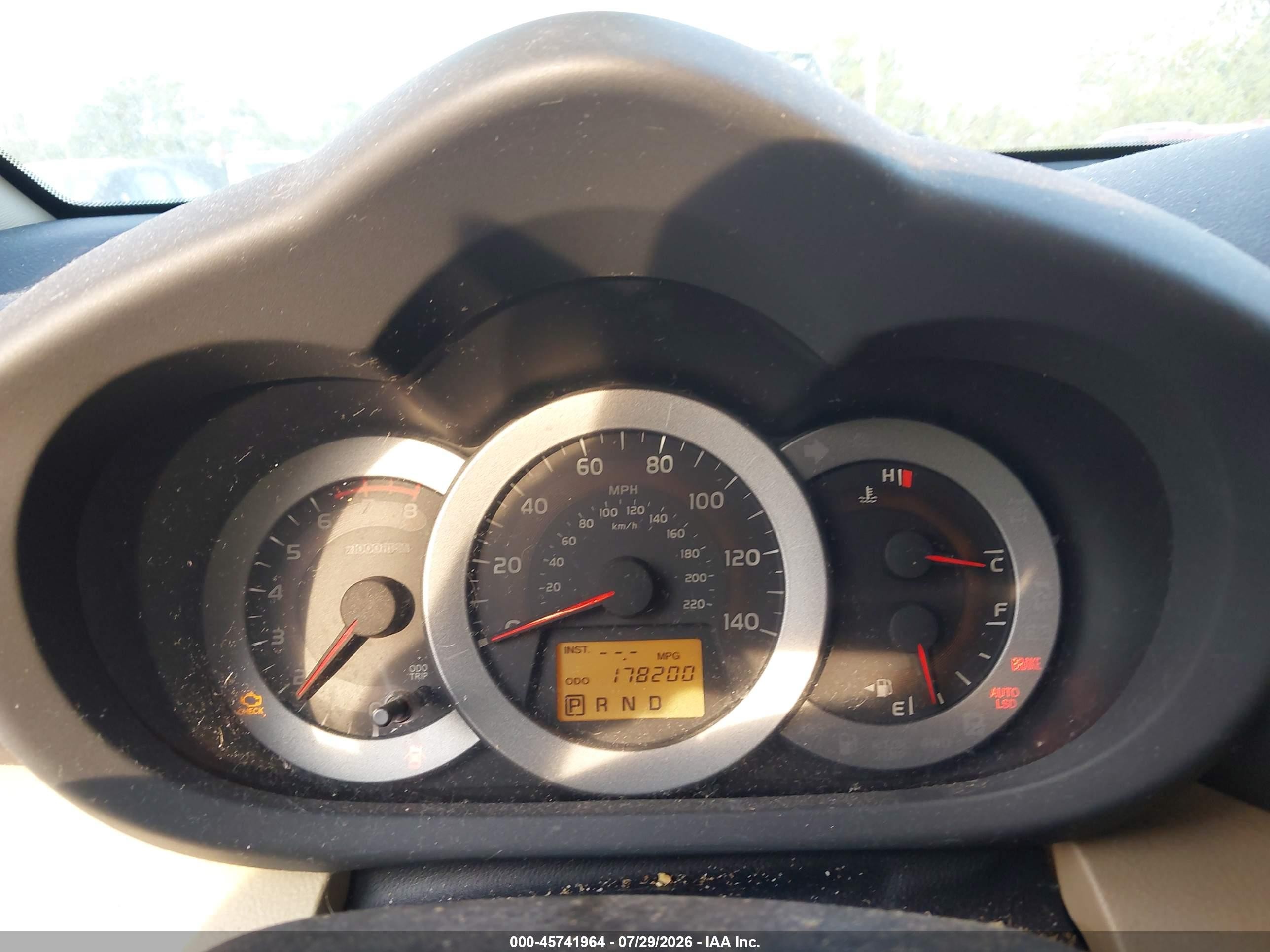 2011 Toyota Rav4 Limited Red vin: 2T3YF4DV9BW102376