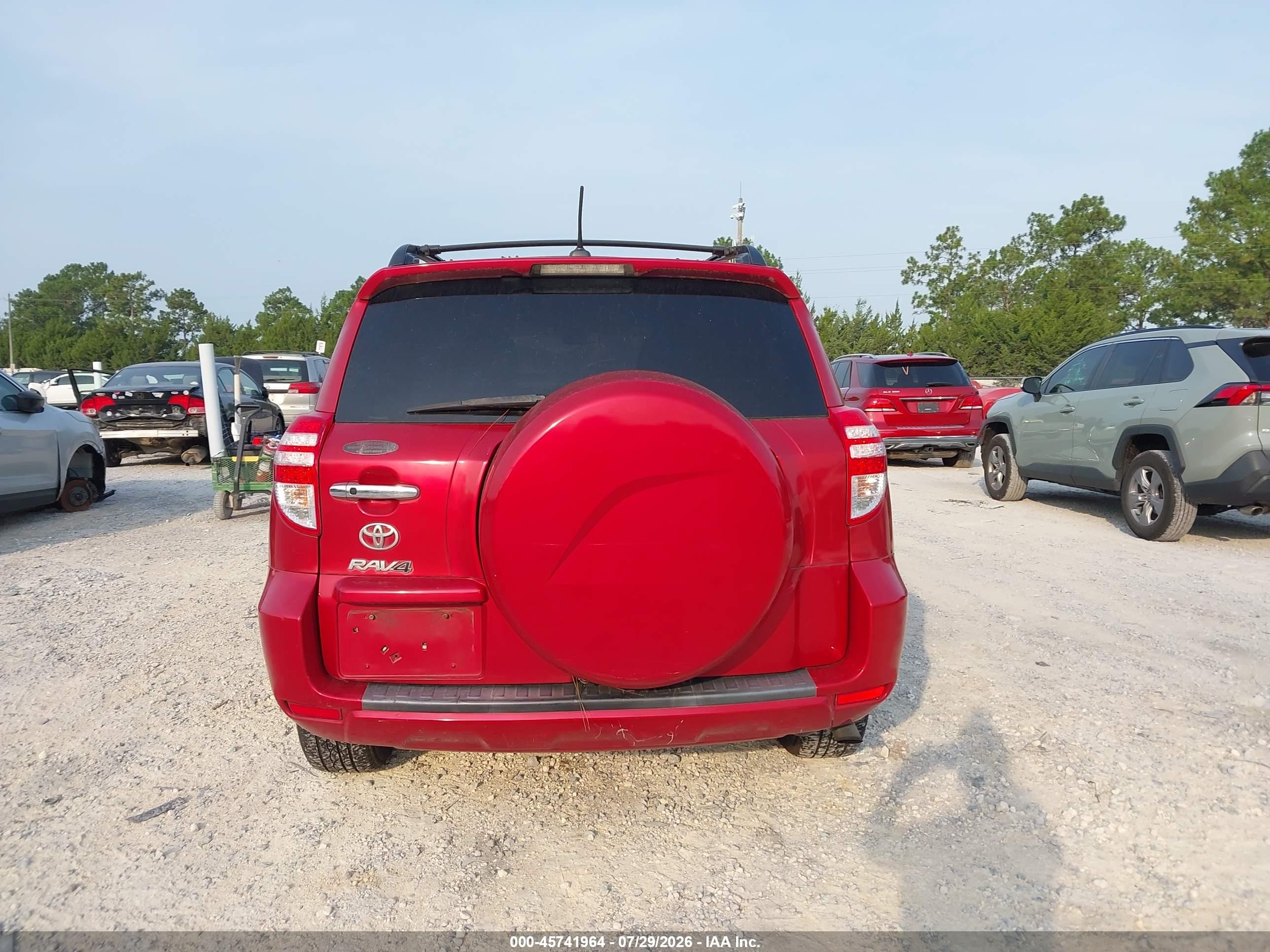 2011 Toyota Rav4 Limited Red vin: 2T3YF4DV9BW102376