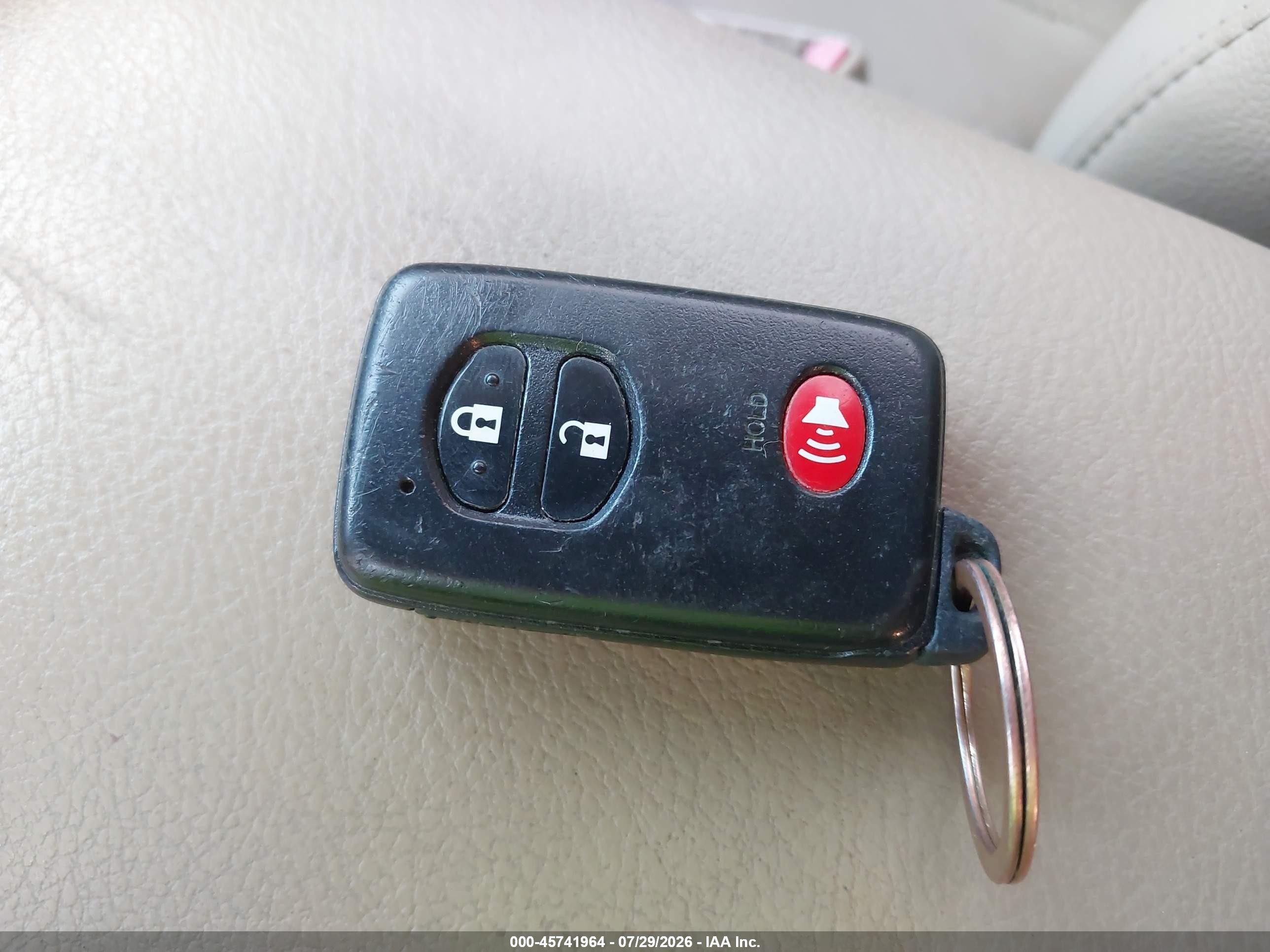 2011 Toyota Rav4 Limited Red vin: 2T3YF4DV9BW102376