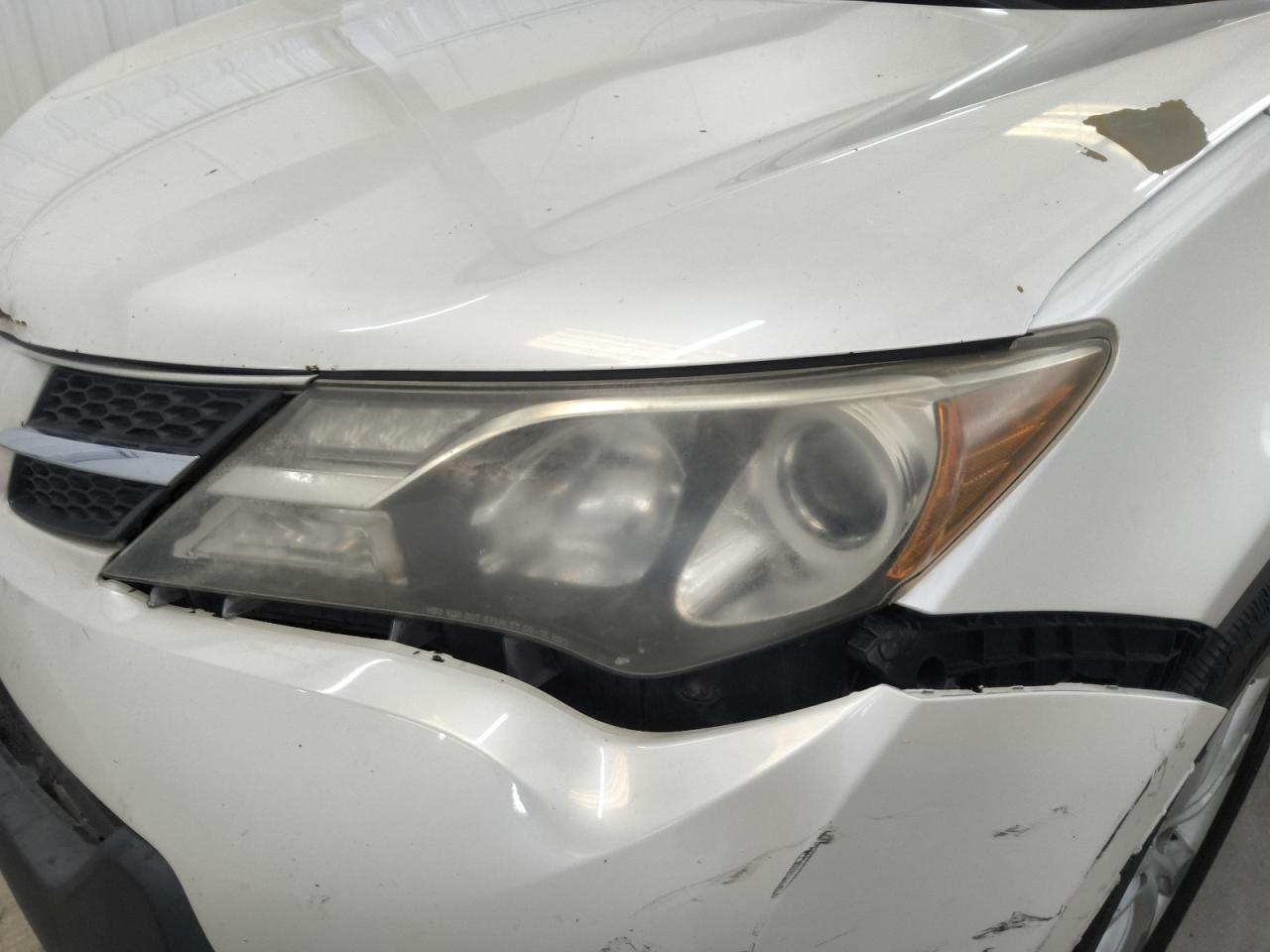 2013 Toyota Rav4 Limited Белый vin: 2T3YFREV0DW041496 Damage: Left Head Lamp, Faded, Repair Required