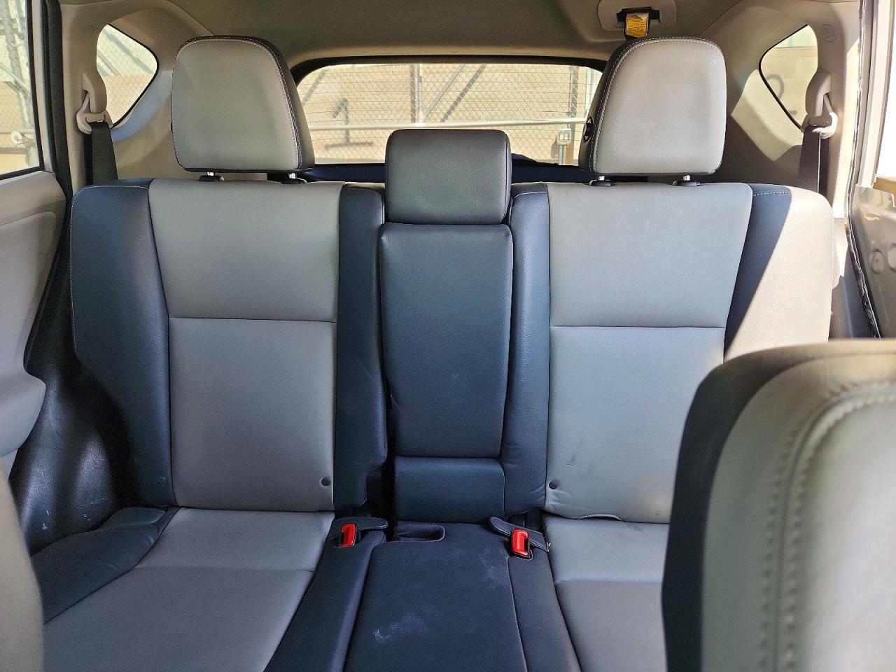 2013 Toyota Rav4 Limited Silver vin: 2T3YFREV0DW066947