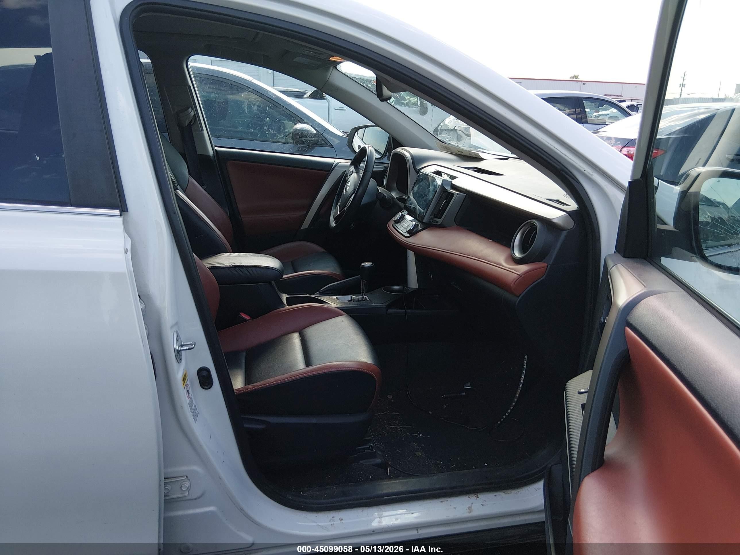 2014 Toyota Rav4 Limited White vin: 2T3YFREV0EW074922