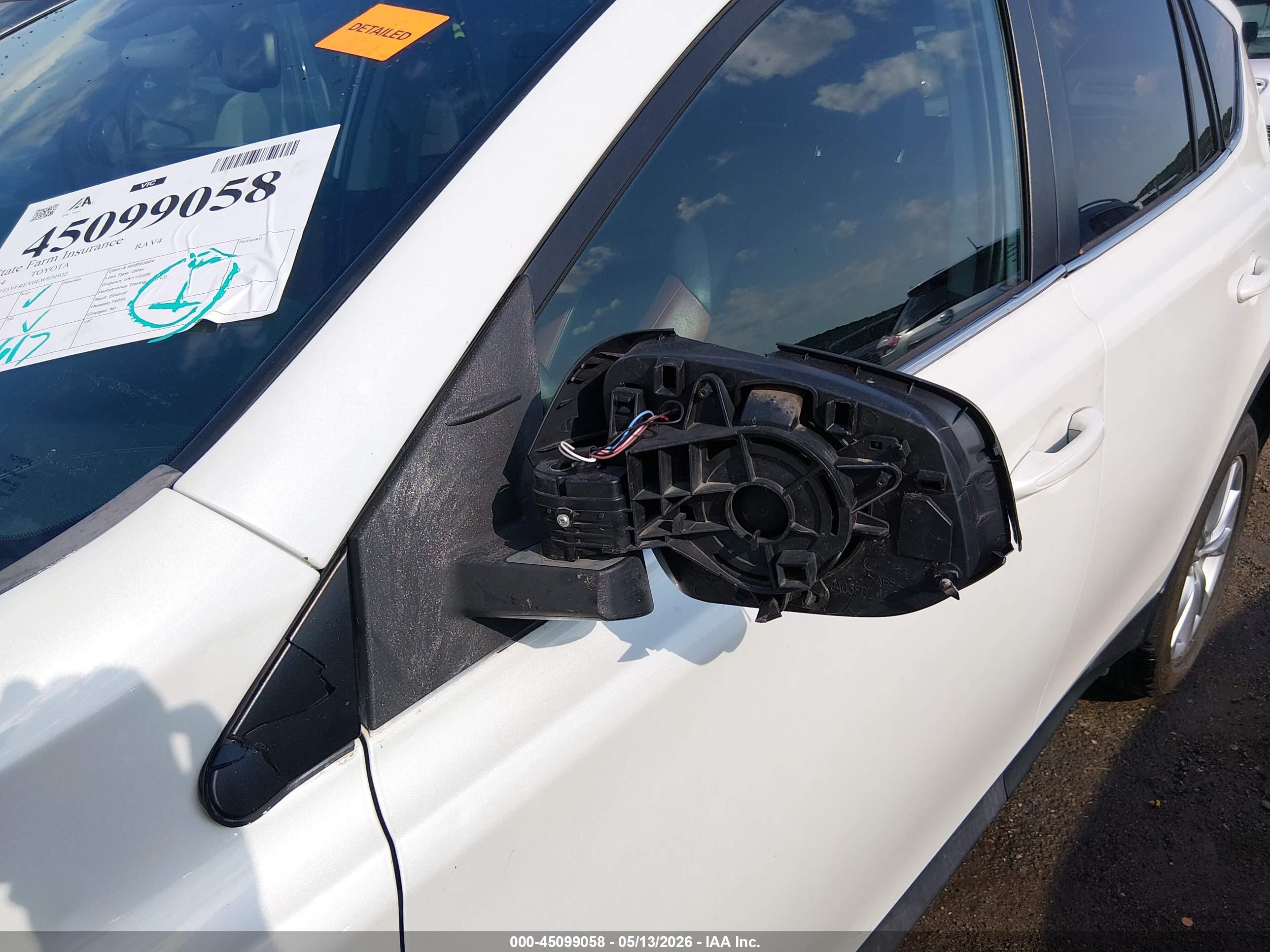 2014 Toyota Rav4 Limited White vin: 2T3YFREV0EW074922