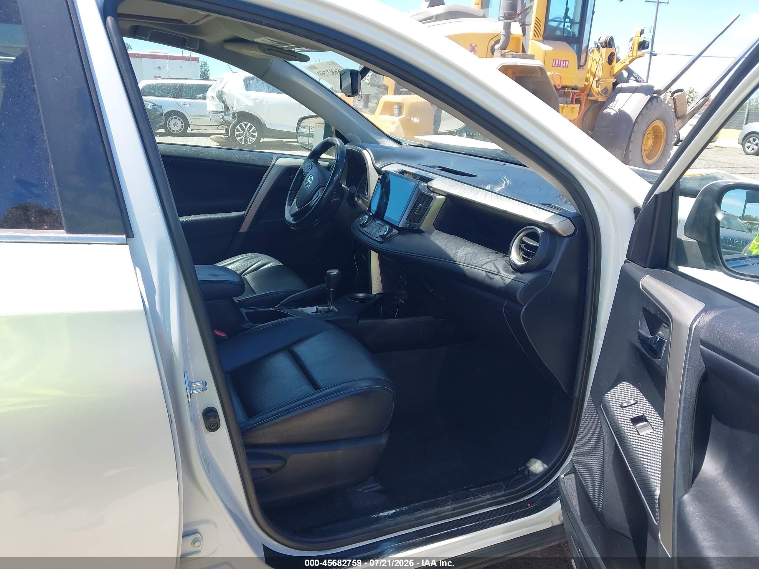 2015 Toyota Rav4 Limited White vin: 2T3YFREV0FW160958