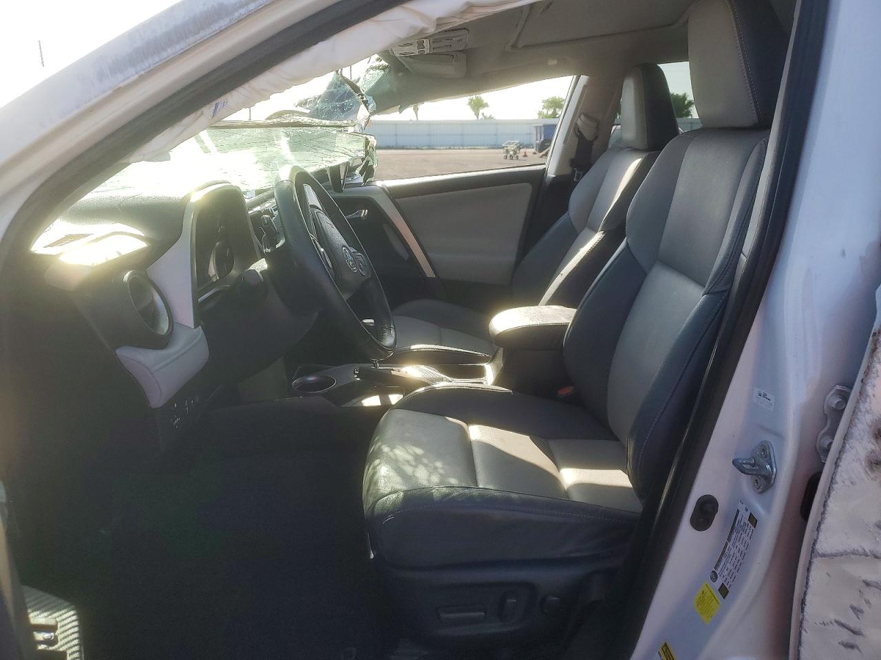 2015 Toyota Rav4 Limited White vin: 2T3YFREV0FW179168