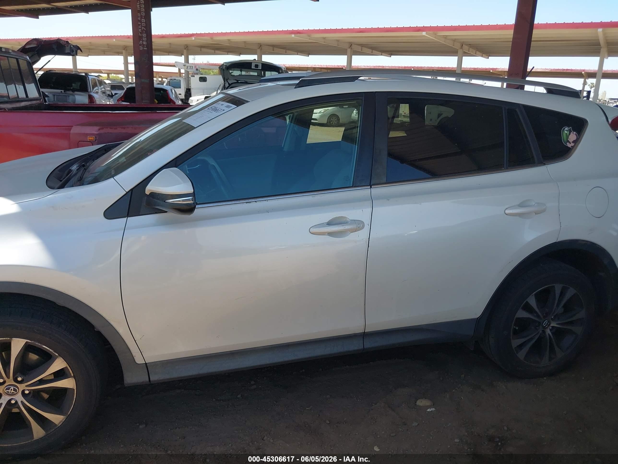 2015 Toyota Rav4 Limited White vin: 2T3YFREV0FW197993