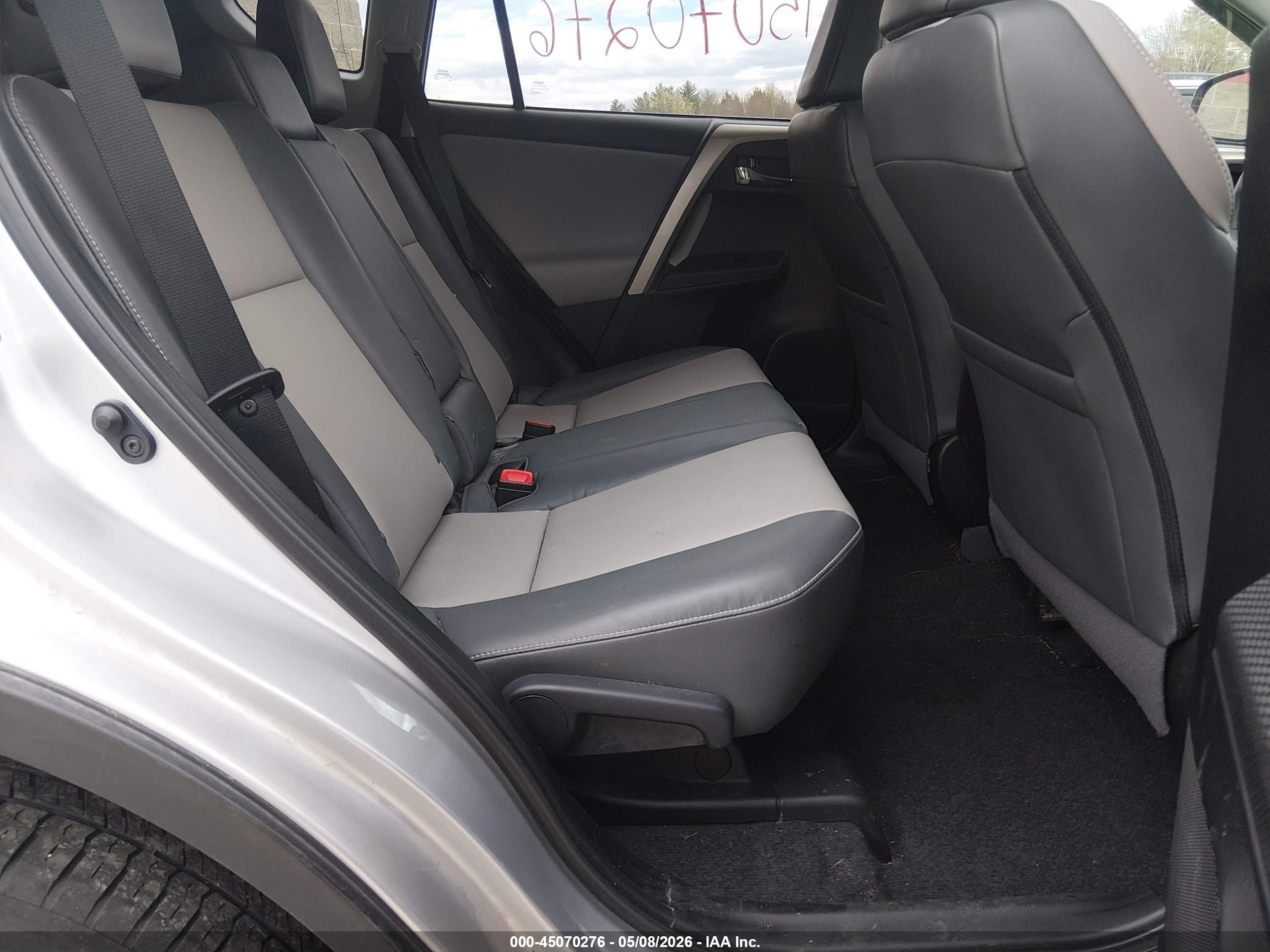 2015 Toyota Rav4 Limited Silver vin: 2T3YFREV0FW216199
