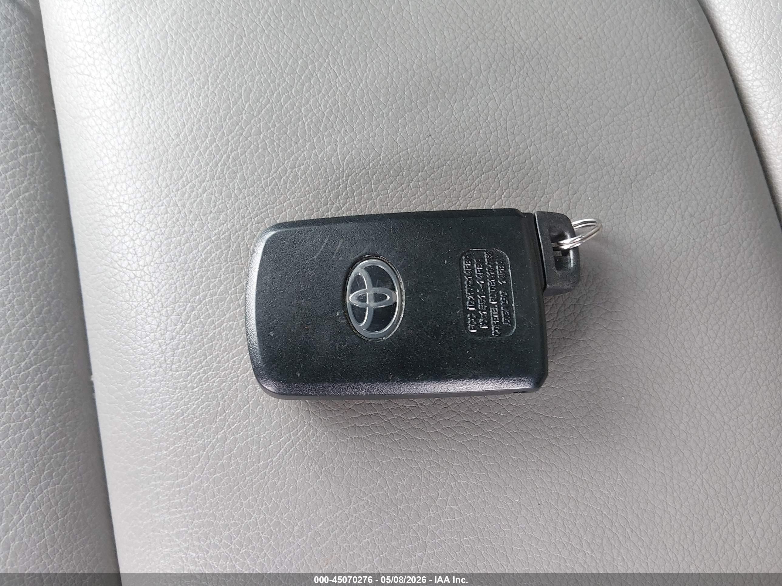 2015 Toyota Rav4 Limited Silver vin: 2T3YFREV0FW216199