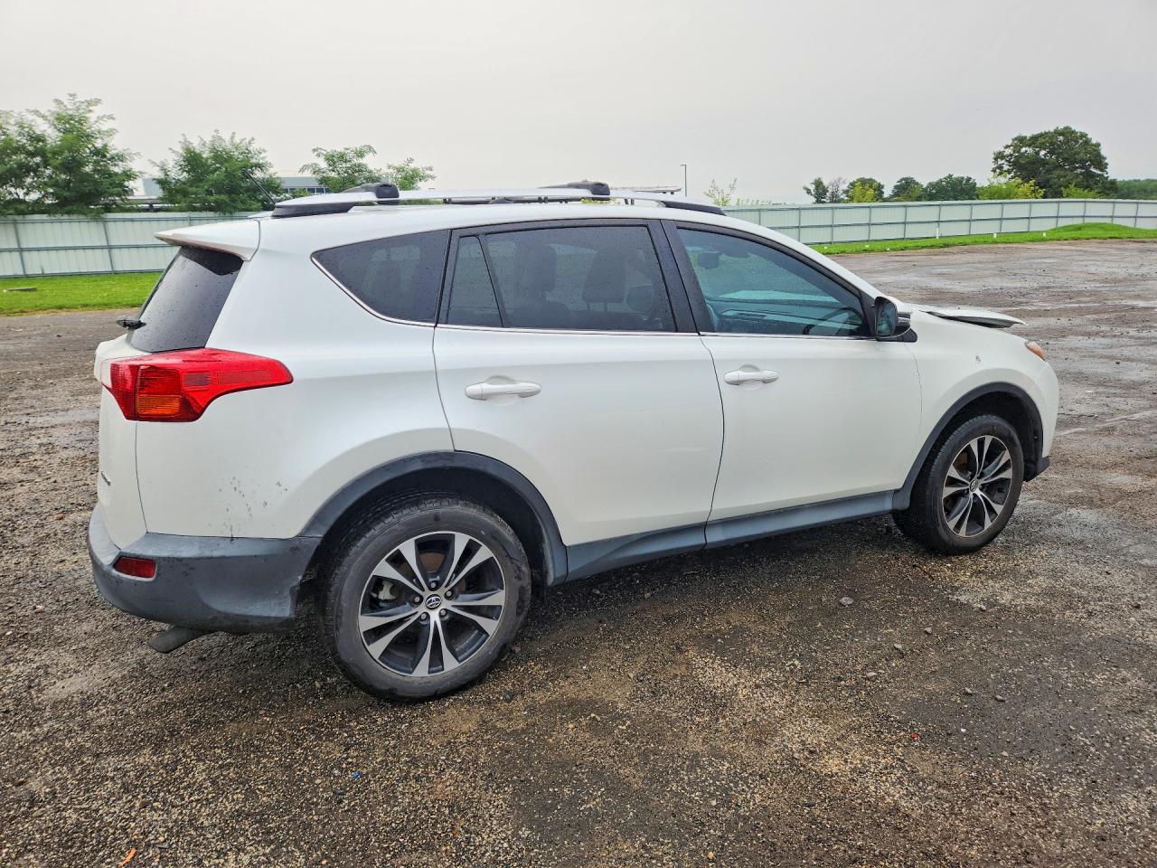2015 Toyota Rav4 Limited White vin: 2T3YFREV0FW223041