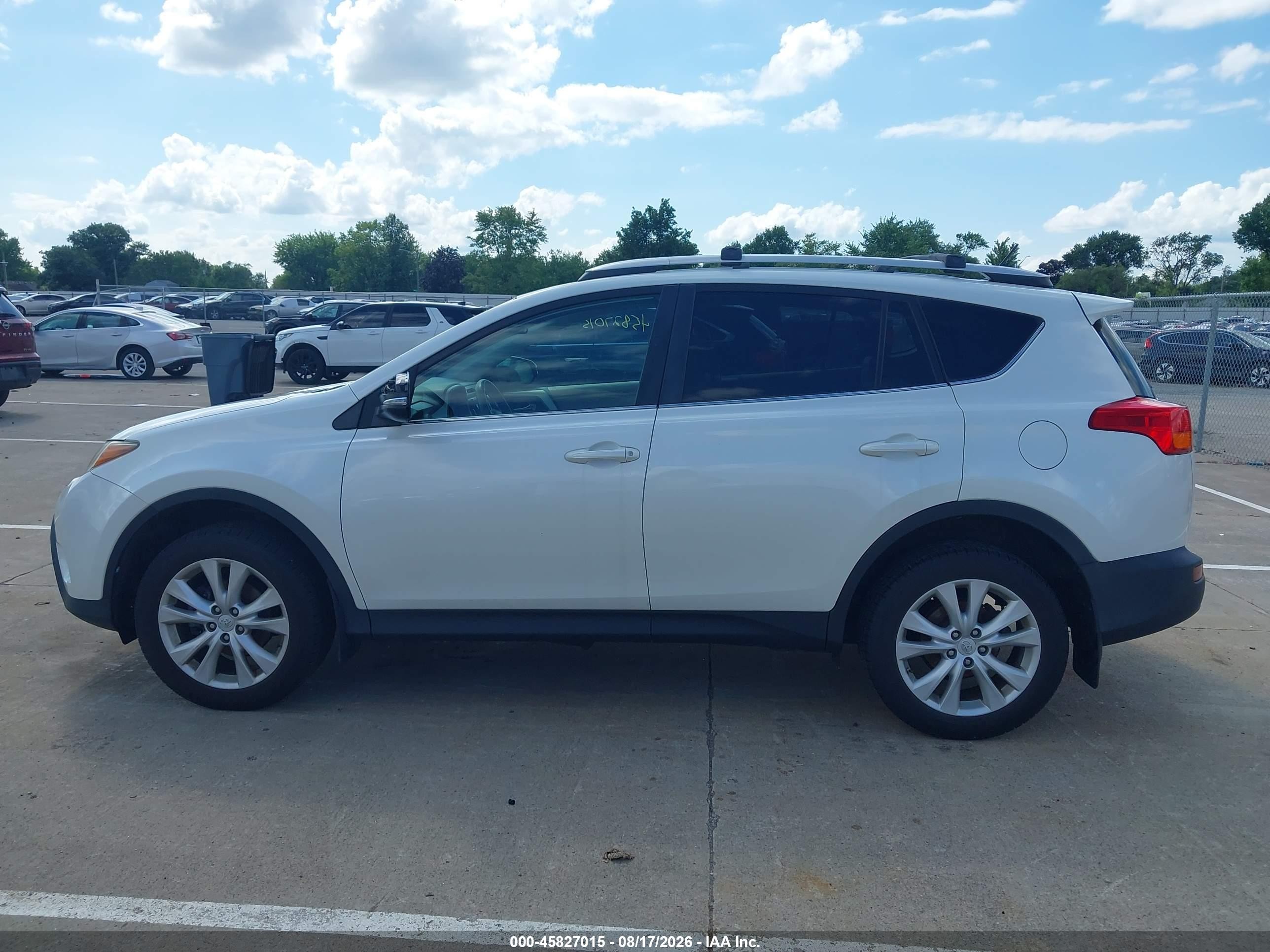 2013 Toyota Rav4 Limited White vin: 2T3YFREV1DW018891