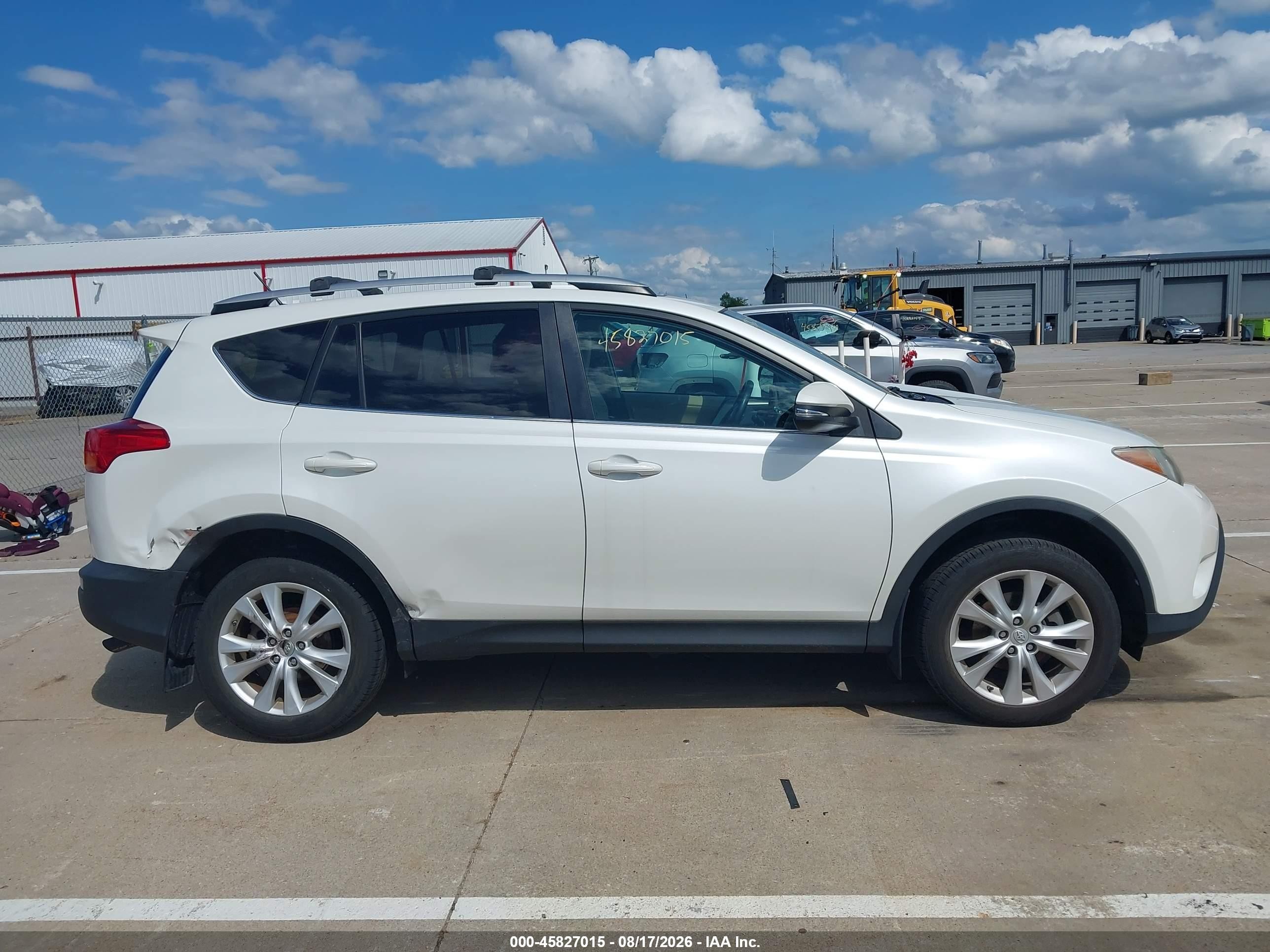 2013 Toyota Rav4 Limited White vin: 2T3YFREV1DW018891