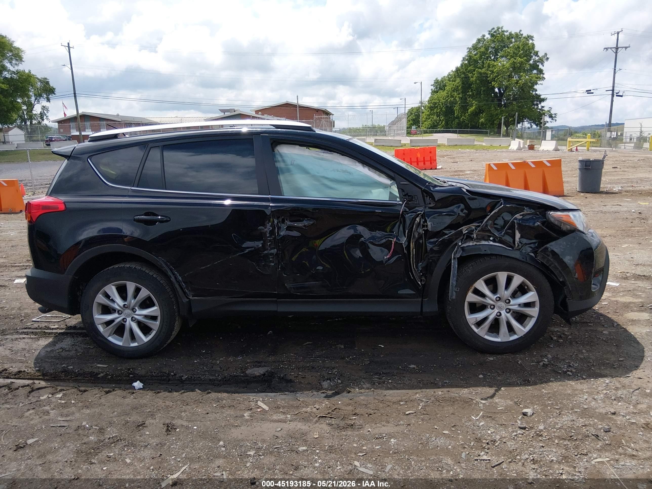2015 Toyota Rav4 Limited Черный vin: 2T3YFREV1FW220827