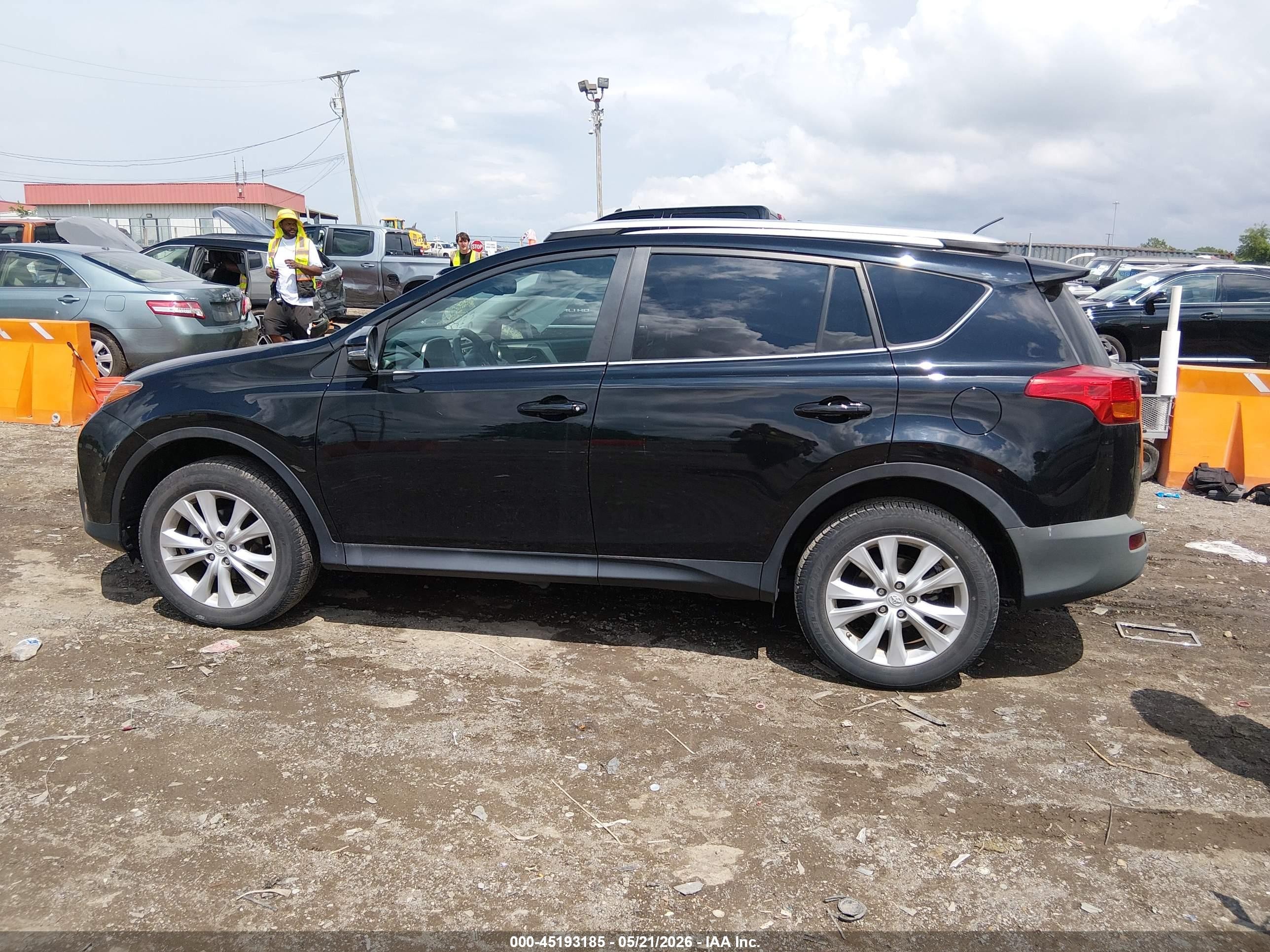 2015 Toyota Rav4 Limited Черный vin: 2T3YFREV1FW220827