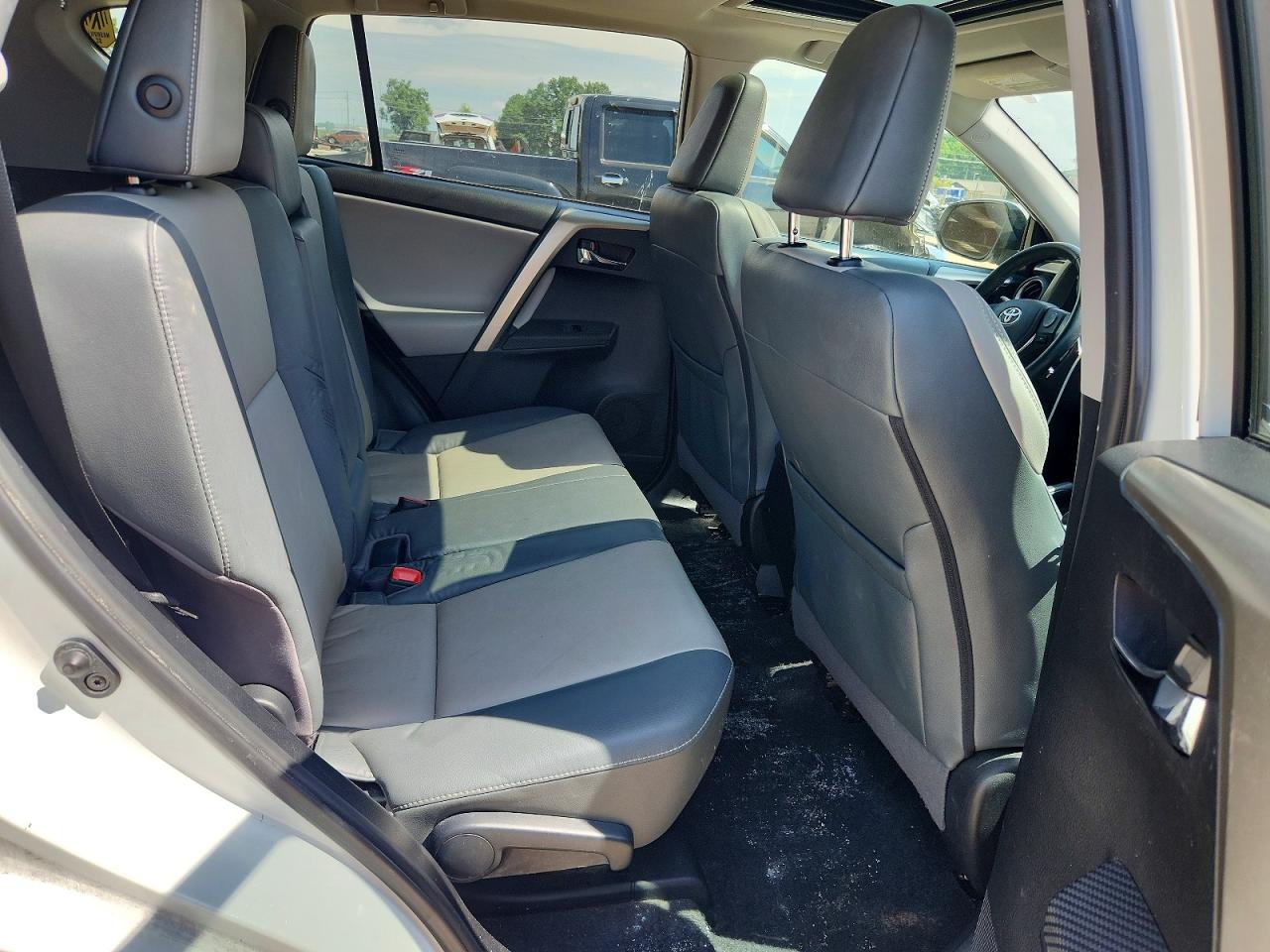 2015 Toyota Rav4 Limited Белый vin: 2T3YFREV1FW224859