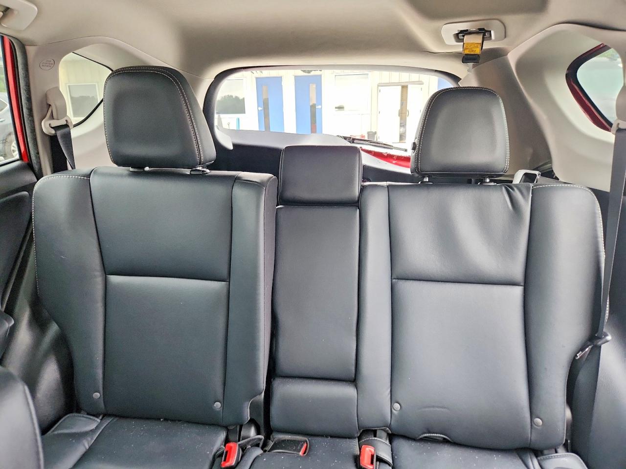 2015 Toyota Rav4 Limited Red vin: 2T3YFREV1FW225526