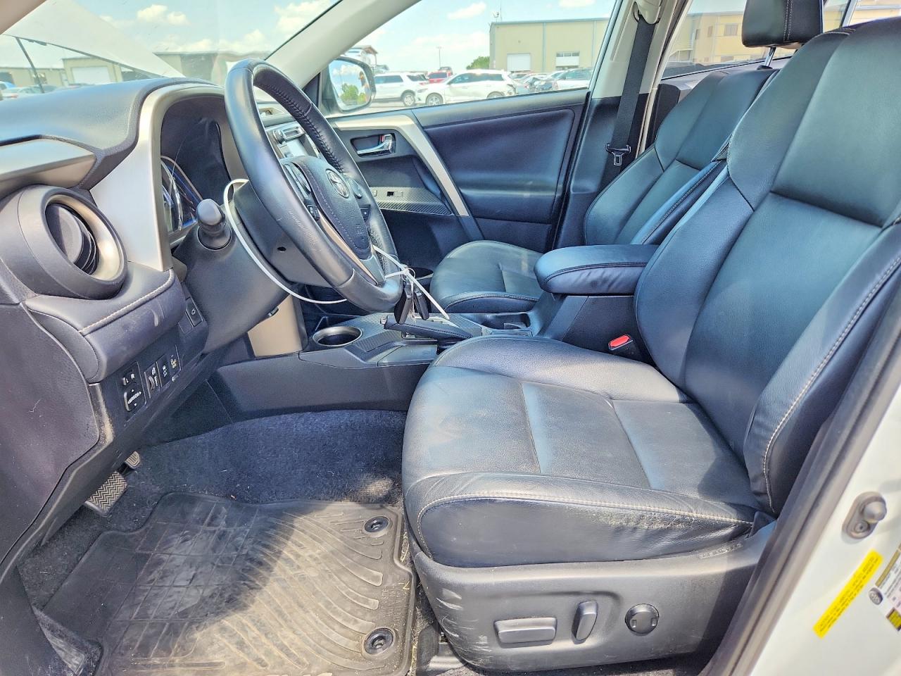 2013 Toyota Rav4 Limited White vin: 2T3YFREV2DW065993