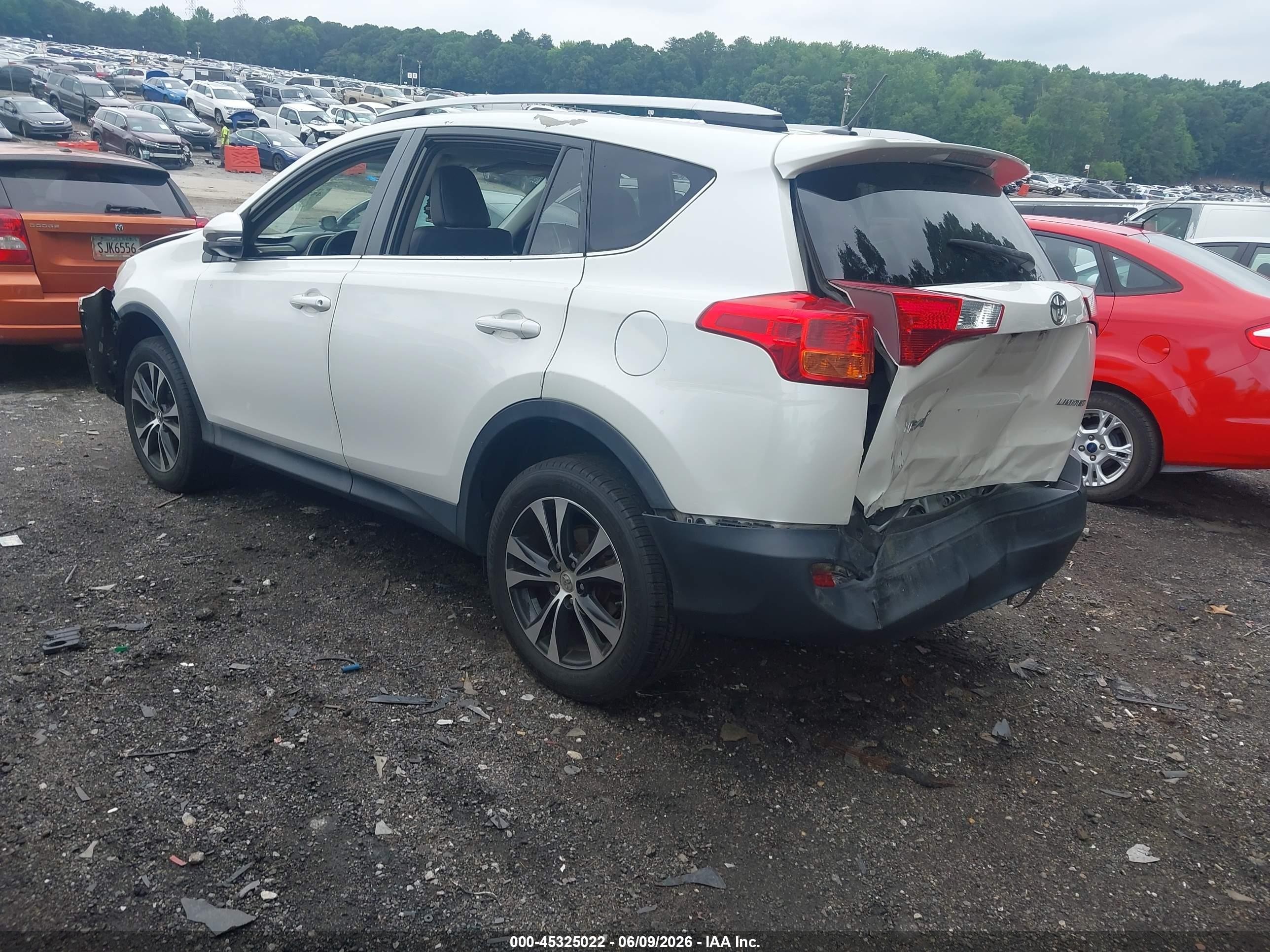 2015 Toyota Rav4 Limited Белый vin: 2T3YFREV2FW138461