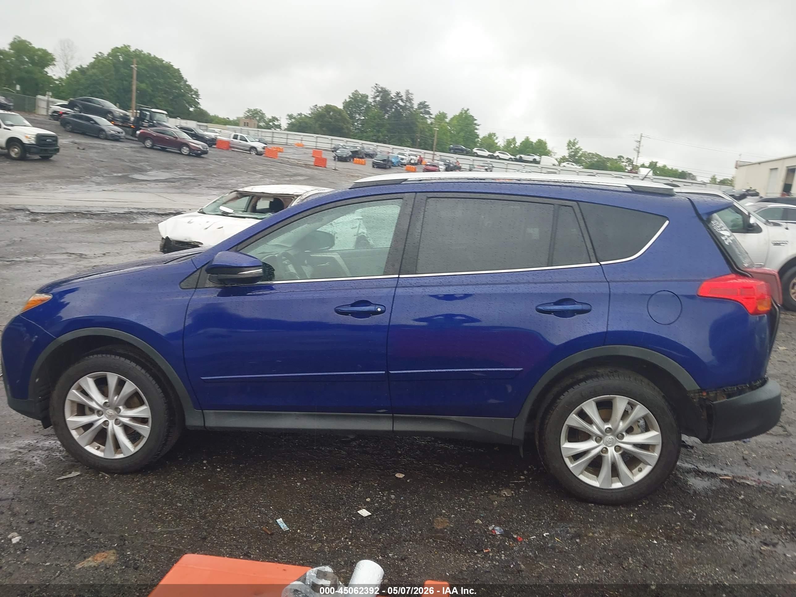 2015 Toyota Rav4 Limited Синий vin: 2T3YFREV2FW215961