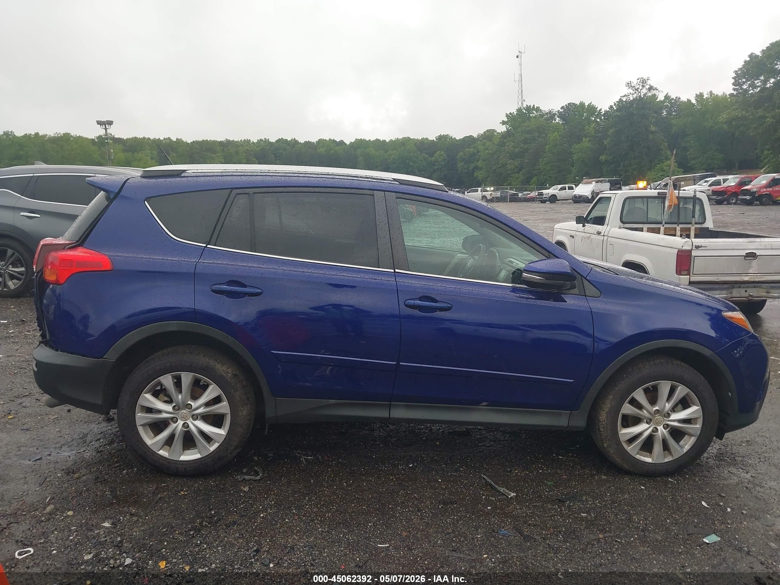 2015 Toyota Rav4 Limited Синий vin: 2T3YFREV2FW215961