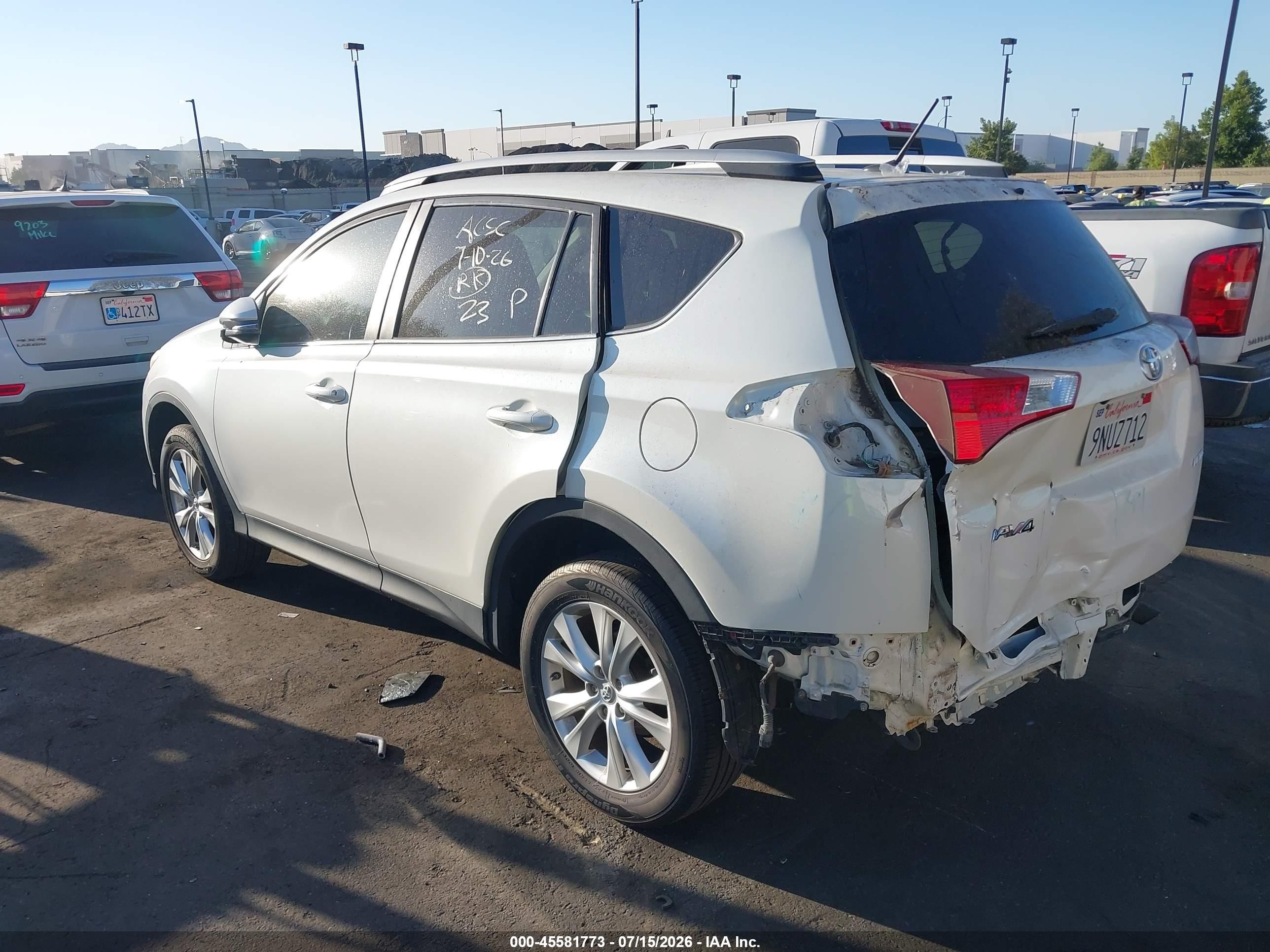 2013 Toyota Rav4 Limited White vin: 2T3YFREV3DW031643