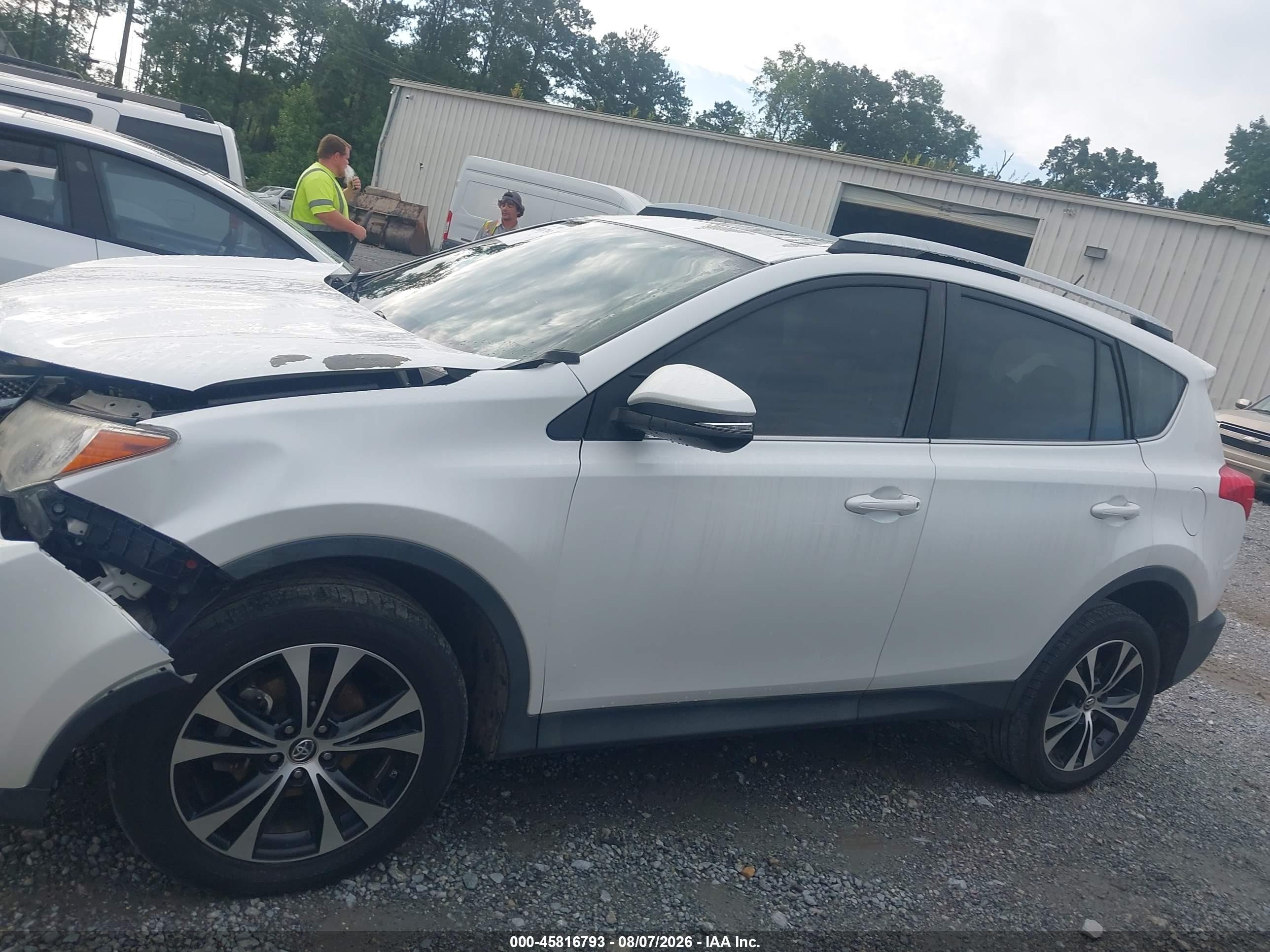 2015 Toyota Rav4 Limited White vin: 2T3YFREV3FW134810