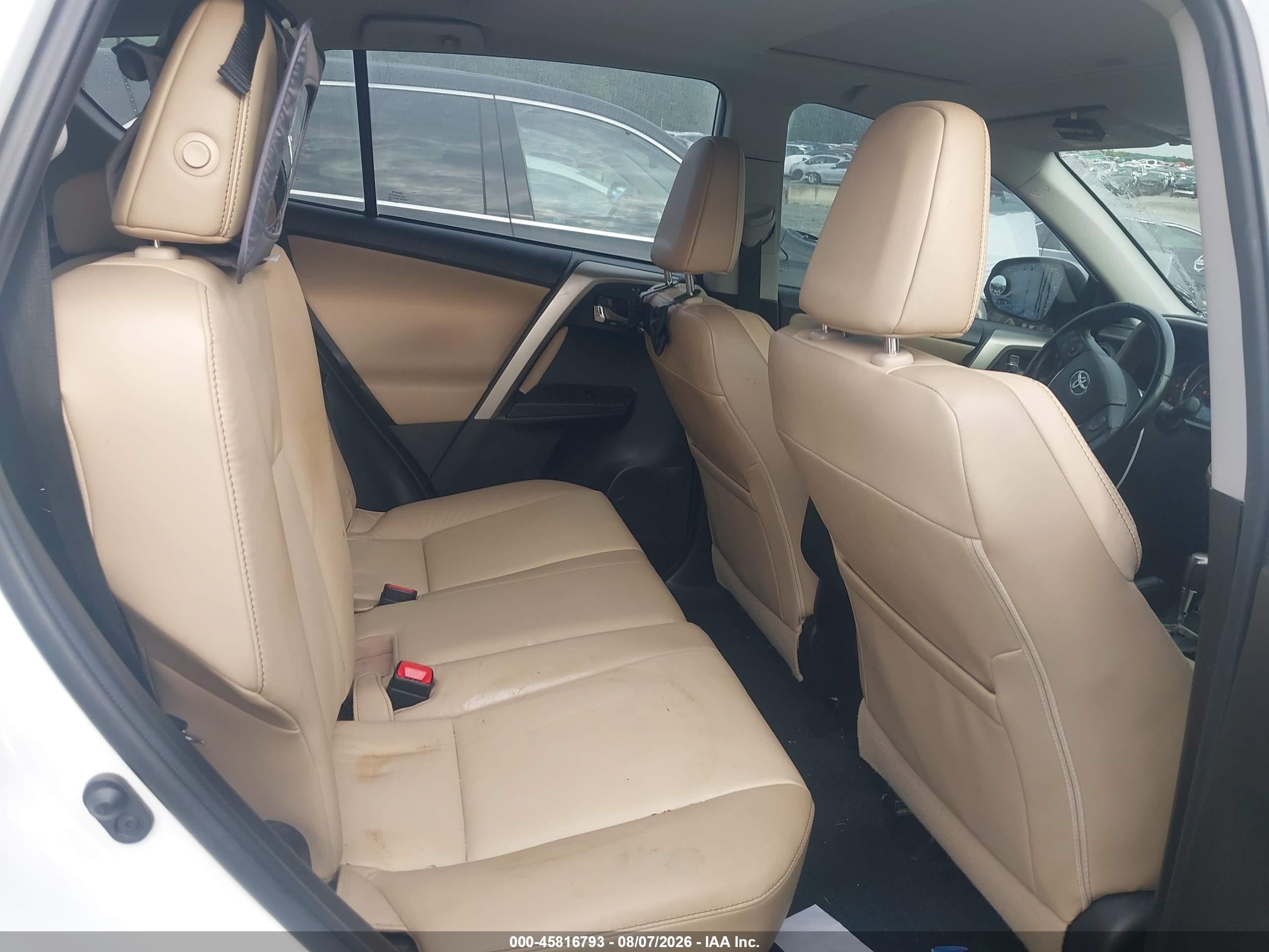 2015 Toyota Rav4 Limited White vin: 2T3YFREV3FW134810
