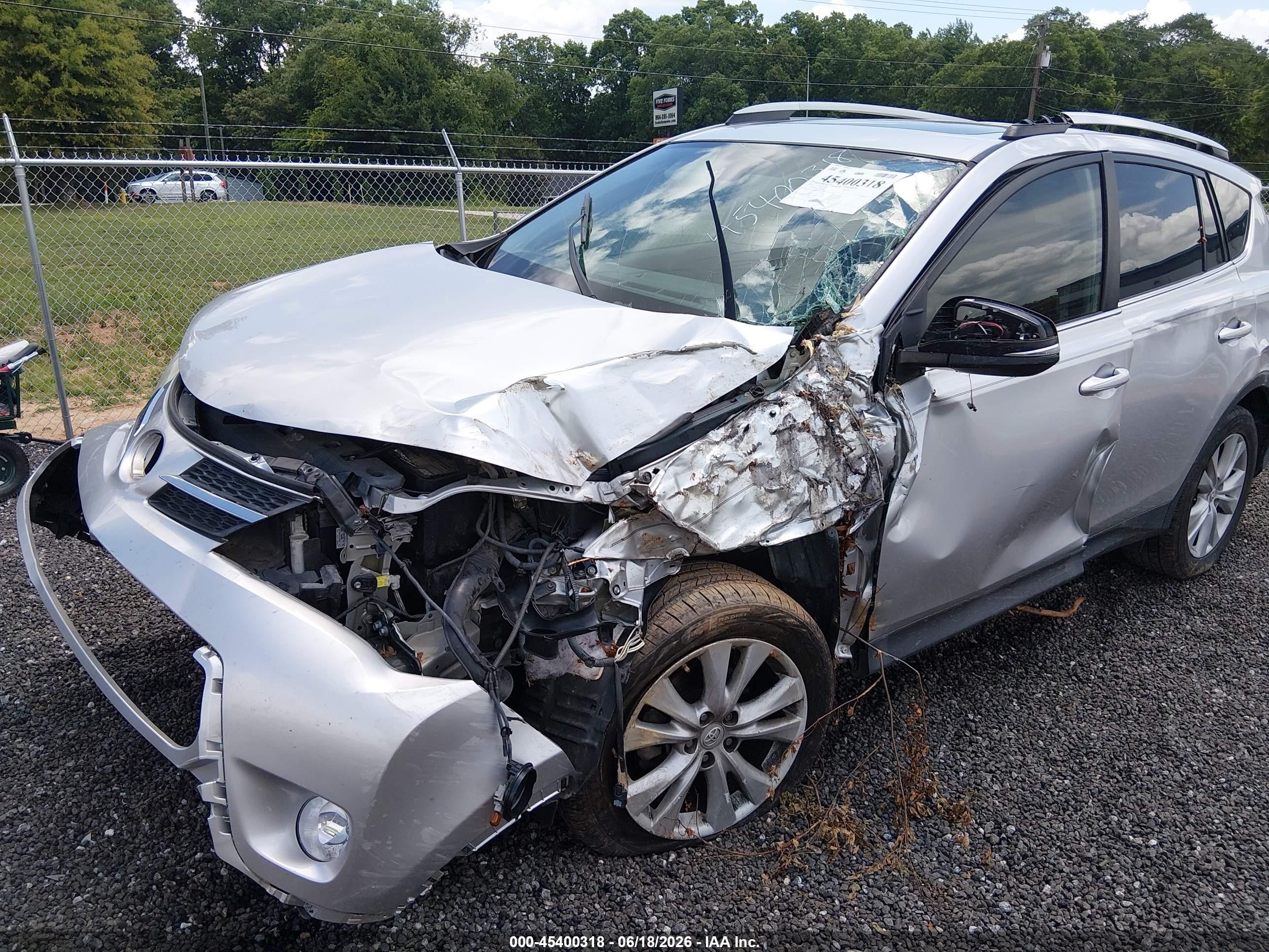 2015 Toyota Rav4 Limited Silver vin: 2T3YFREV3FW158623