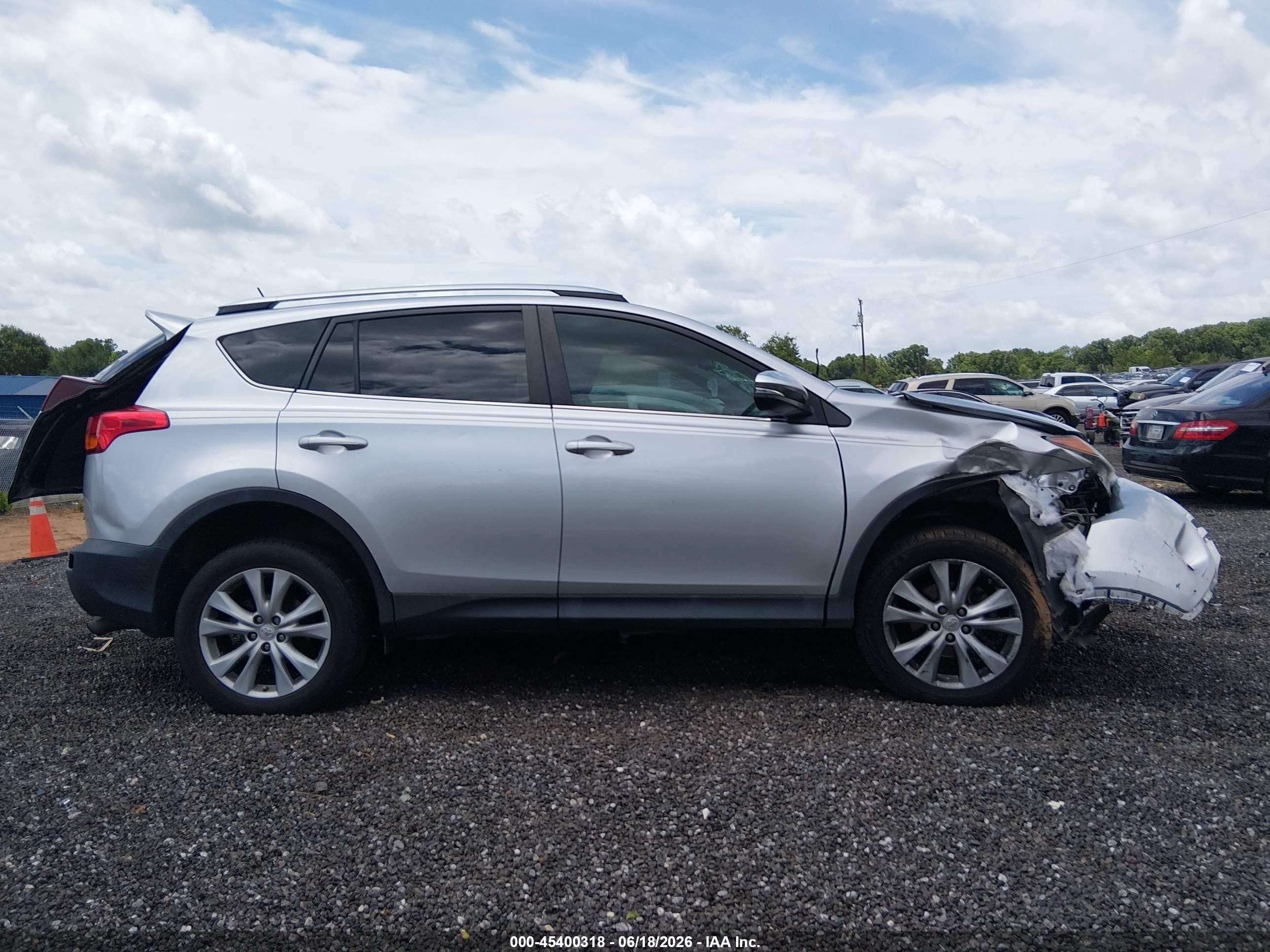 2015 Toyota Rav4 Limited Silver vin: 2T3YFREV3FW158623
