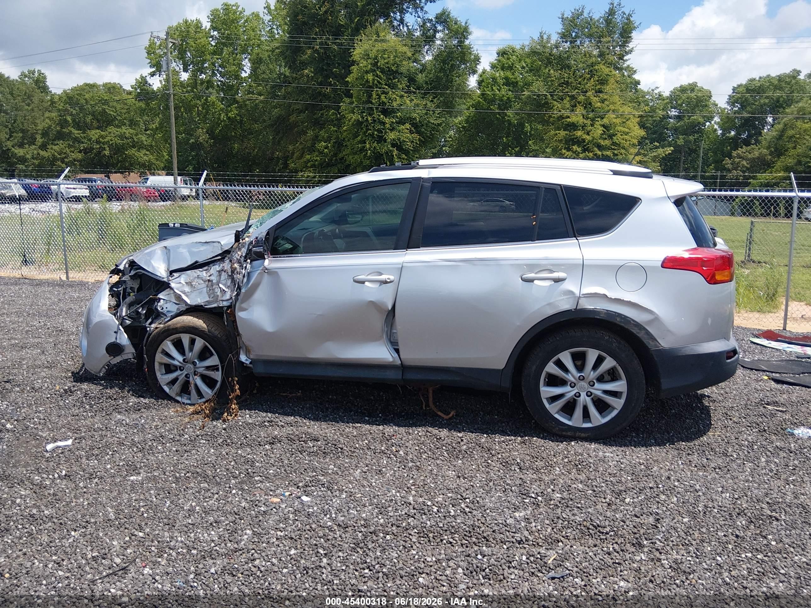2015 Toyota Rav4 Limited Silver vin: 2T3YFREV3FW158623