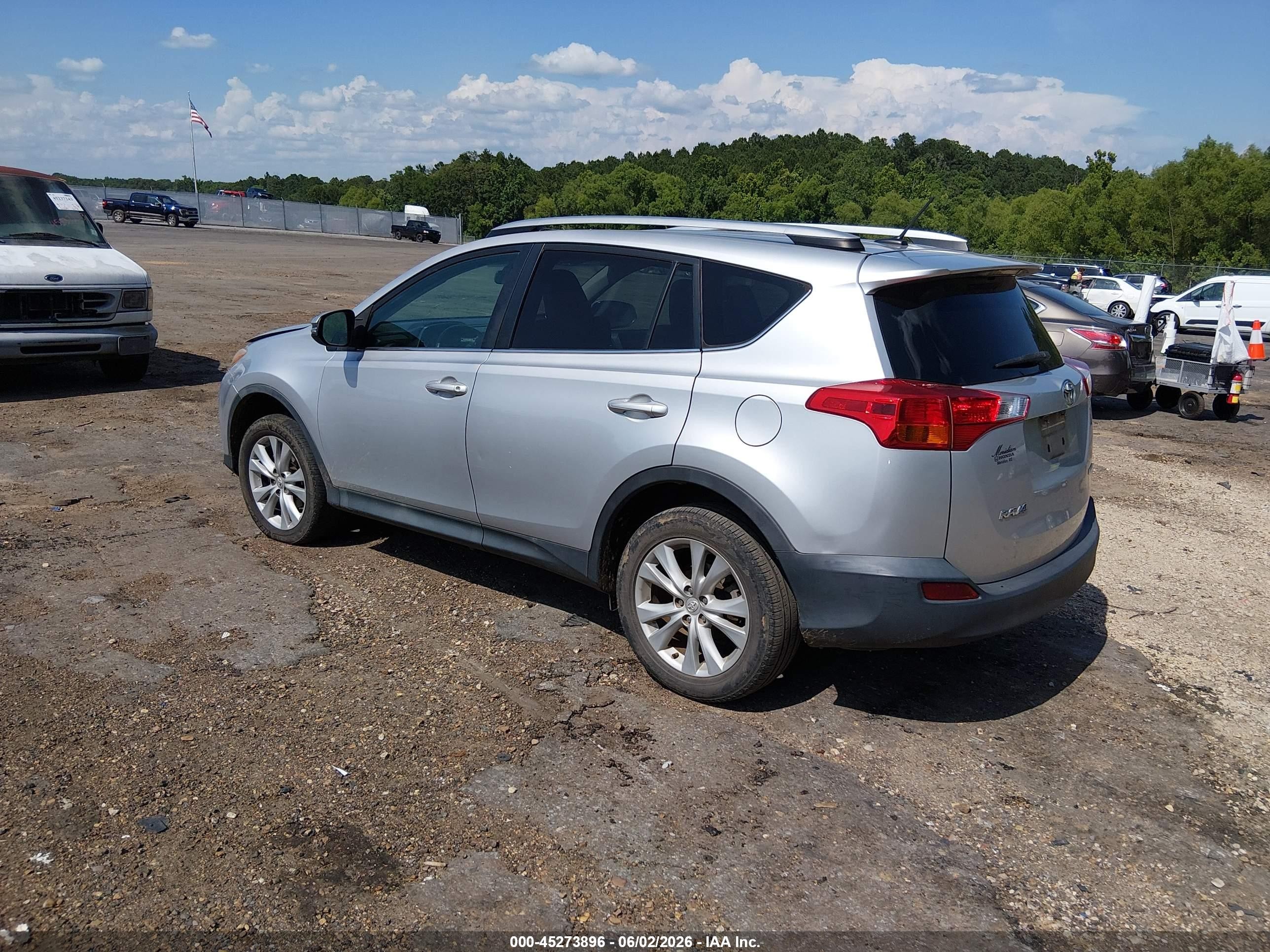 2015 Toyota Rav4 Limited Silver vin: 2T3YFREV3FW206539