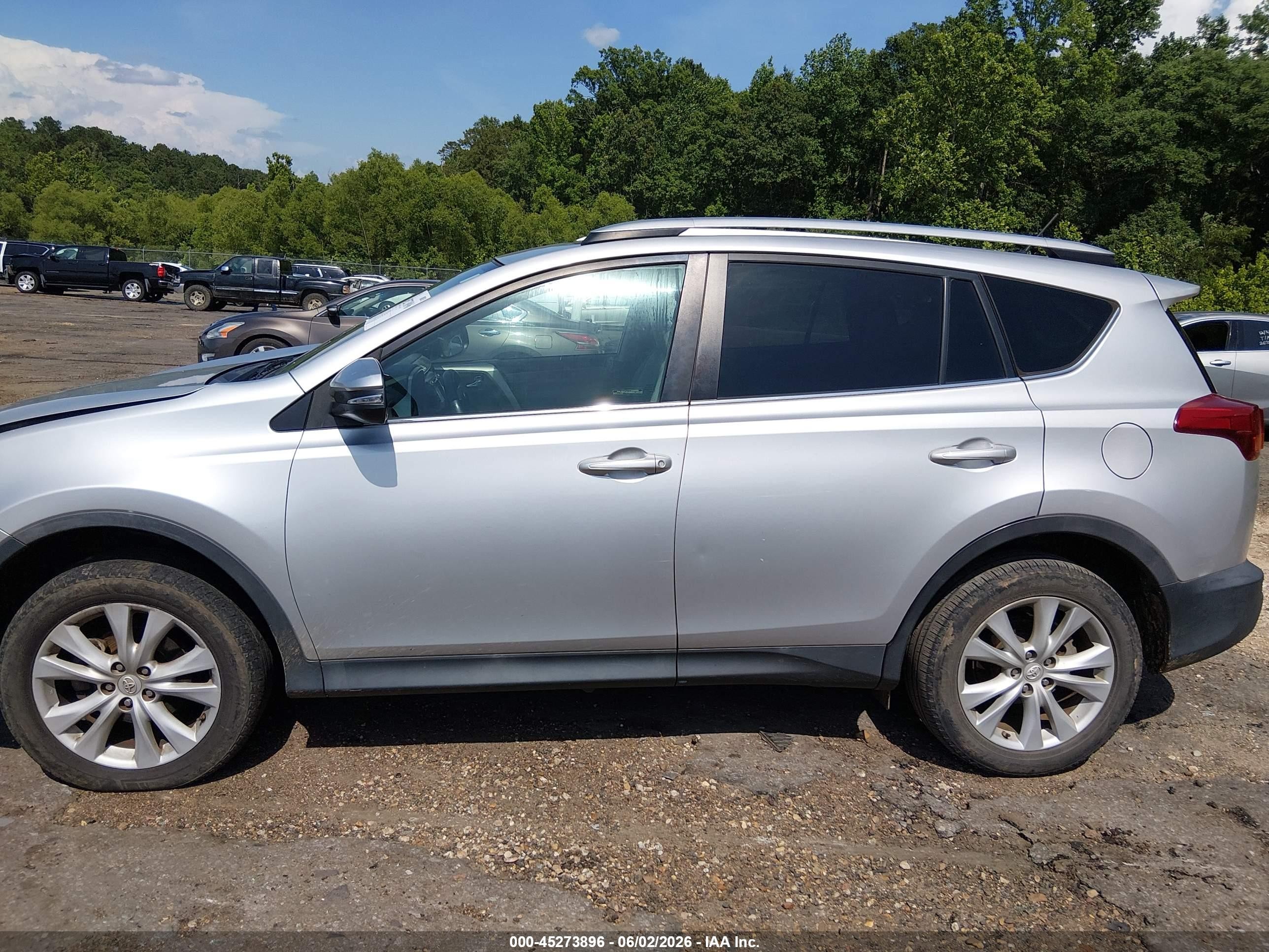 2015 Toyota Rav4 Limited Silver vin: 2T3YFREV3FW206539