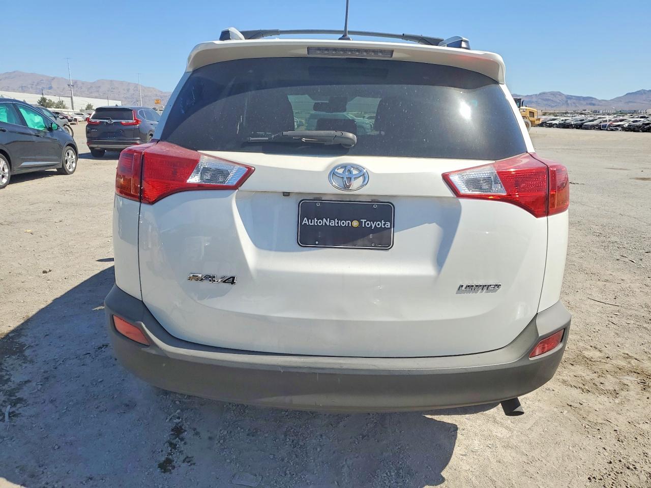 2015 Toyota Rav4 Limited White vin: 2T3YFREV3FW209635