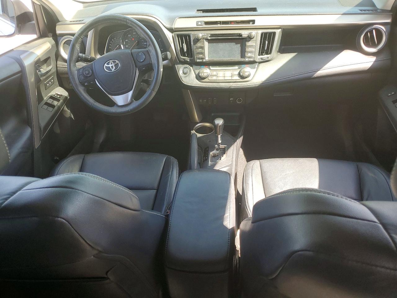 2015 Toyota Rav4 Limited White vin: 2T3YFREV3FW209635