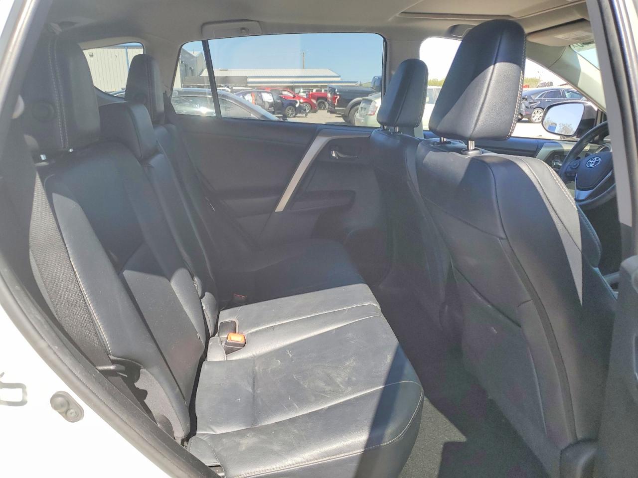 2015 Toyota Rav4 Limited White vin: 2T3YFREV3FW209635