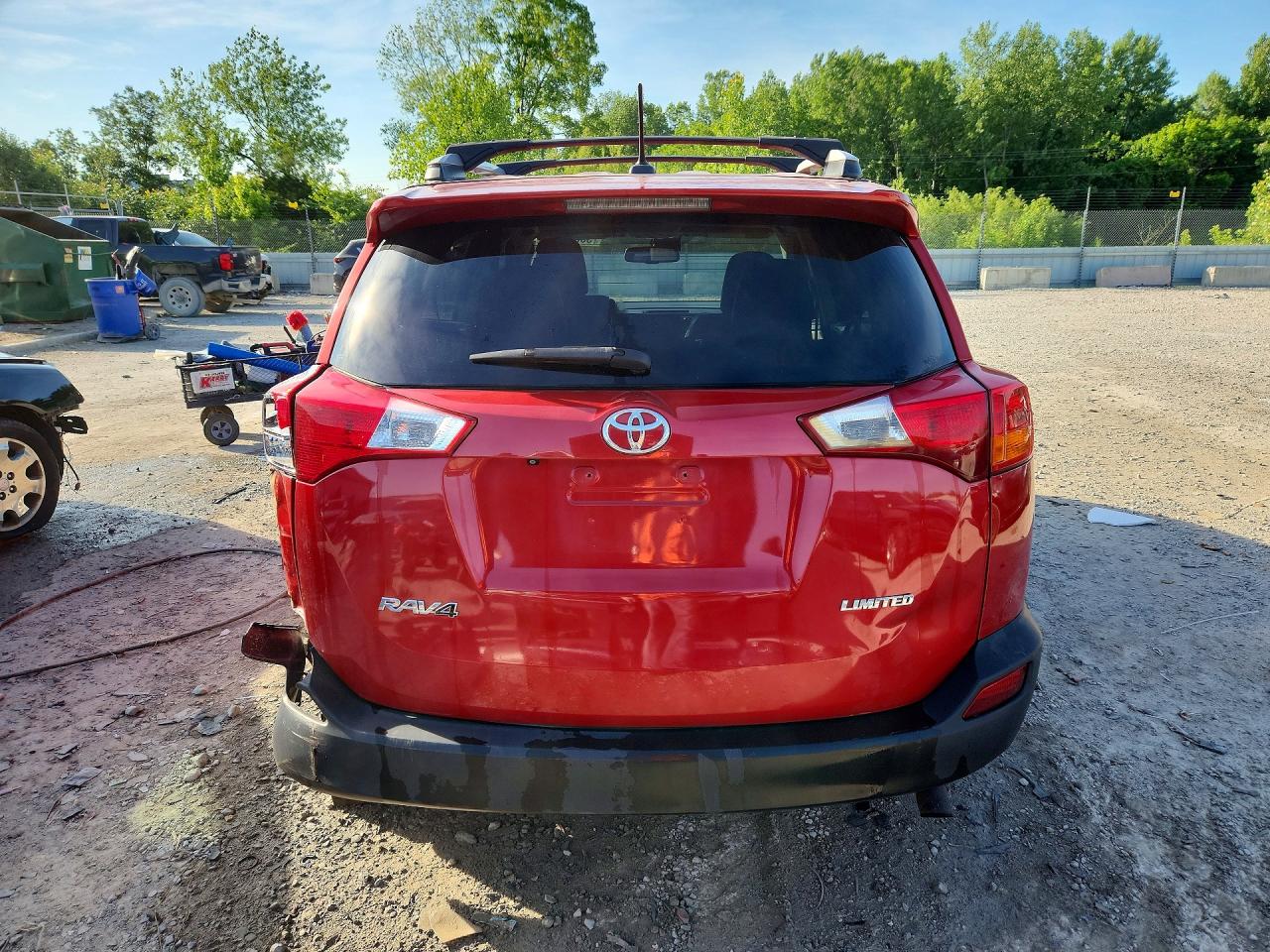 2015 Toyota Rav4 Limited Red vin: 2T3YFREV4FW159232