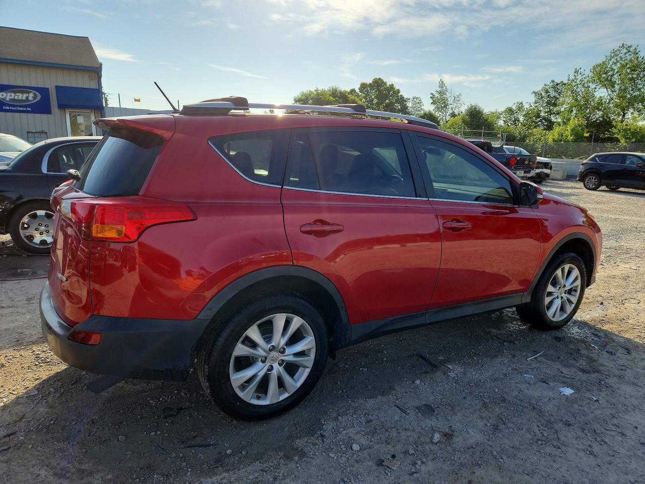 2015 Toyota Rav4 Limited Red vin: 2T3YFREV4FW159232