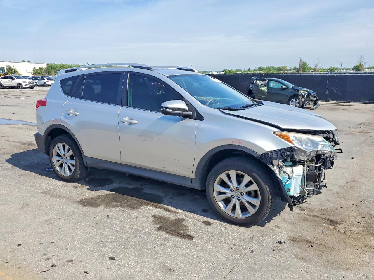 2015 Toyota Rav4 Limited Silver vin: 2T3YFREV4FW185605