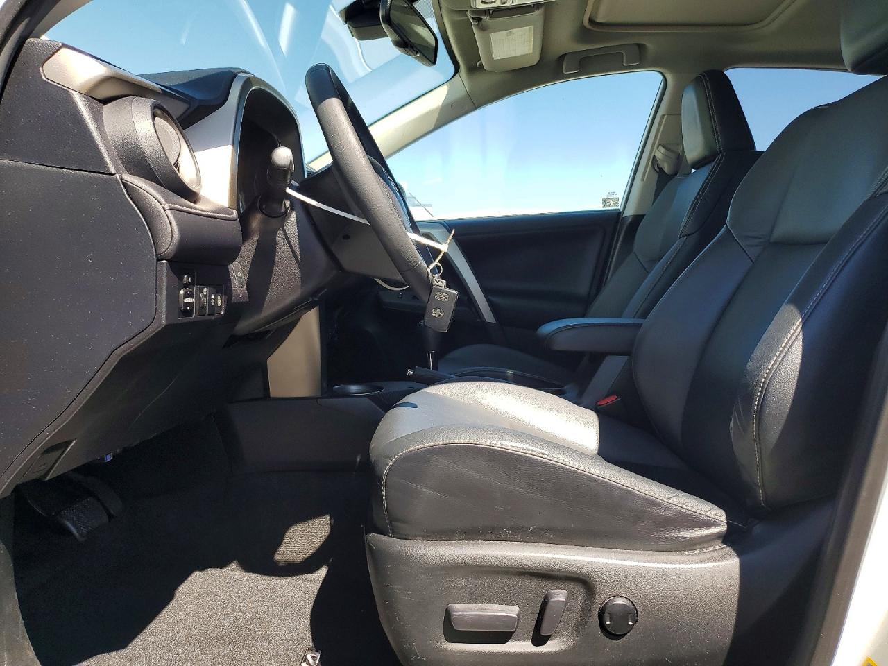 2015 Toyota Rav4 Limited Белый vin: 2T3YFREV4FW196300