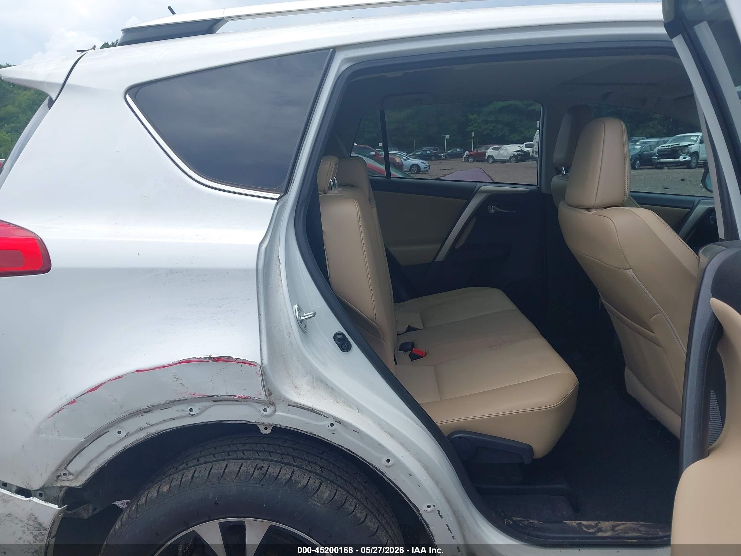 2015 Toyota Rav4 Limited White vin: 2T3YFREV4FW229263