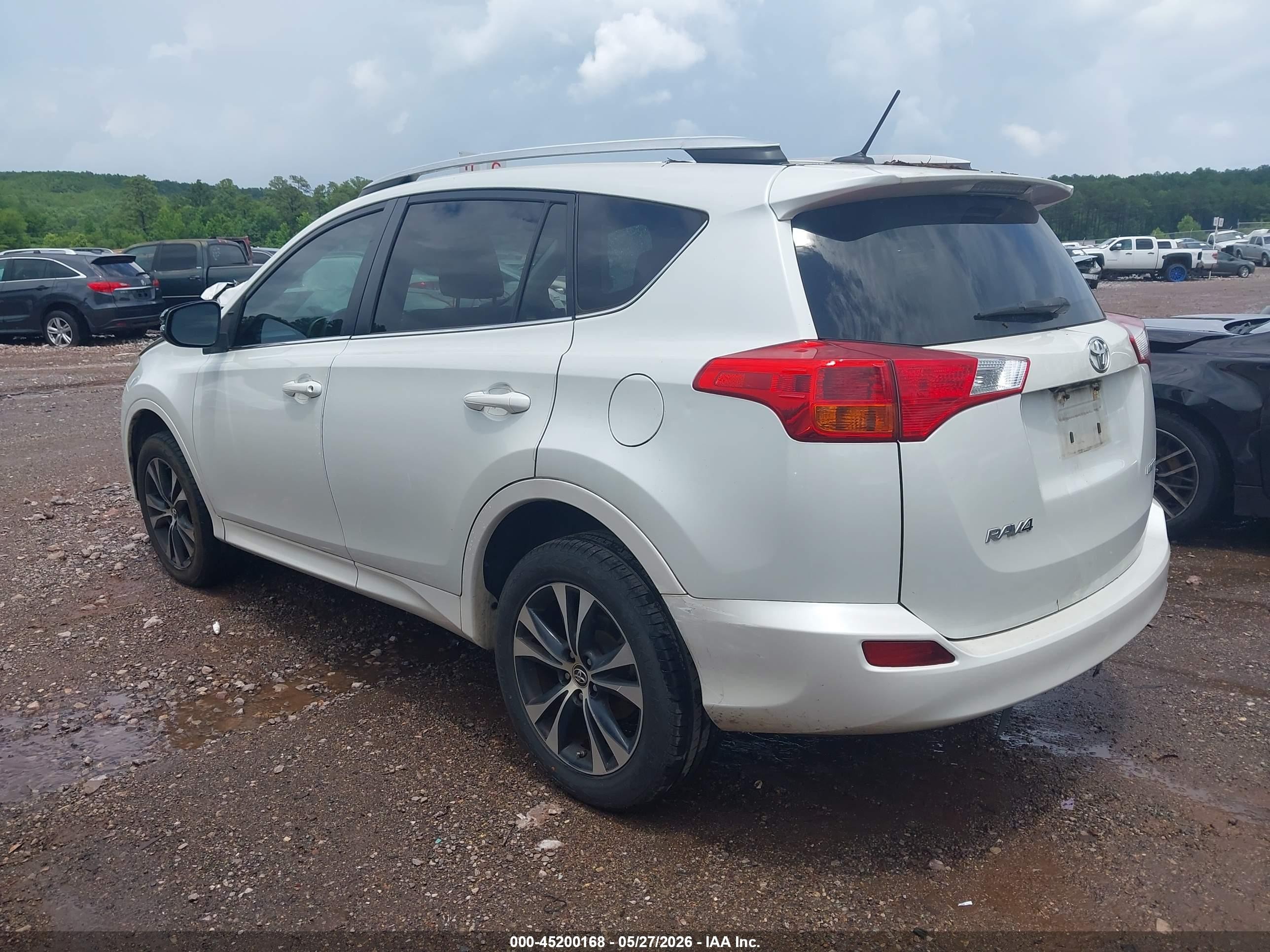 2015 Toyota Rav4 Limited White vin: 2T3YFREV4FW229263