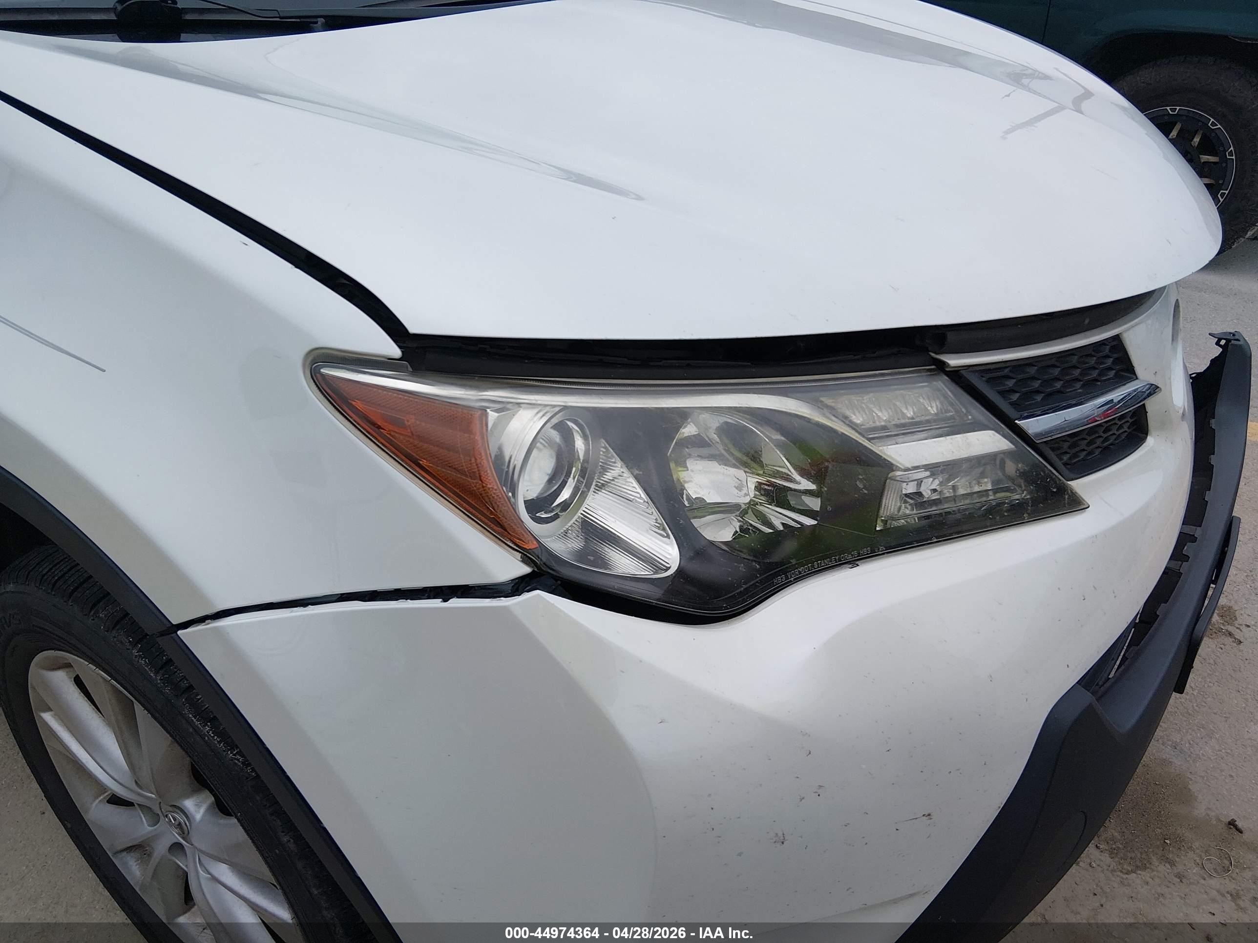 2014 Toyota Rav4 Limited White vin: 2T3YFREV5EW104755