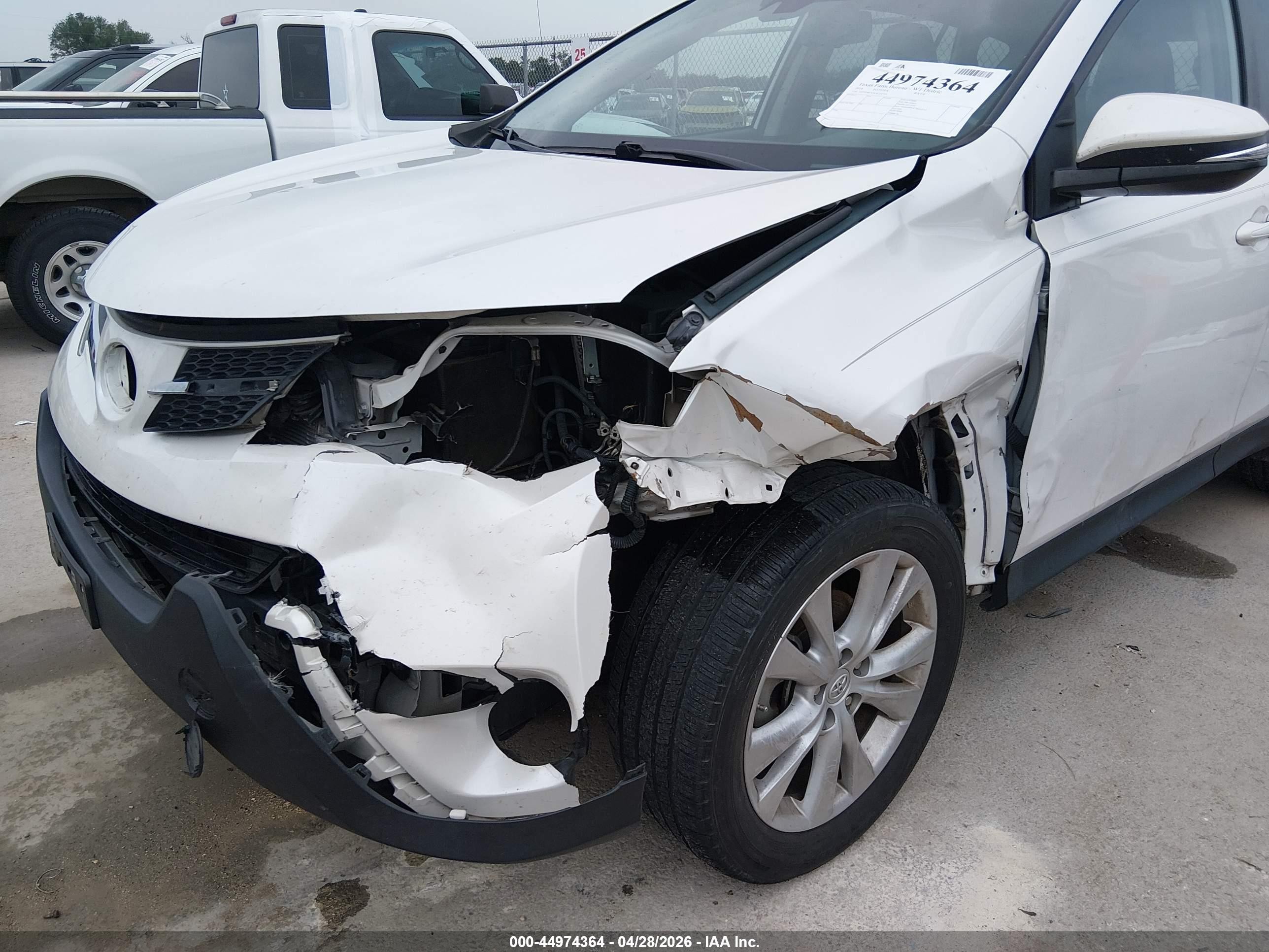 2014 Toyota Rav4 Limited White vin: 2T3YFREV5EW104755
