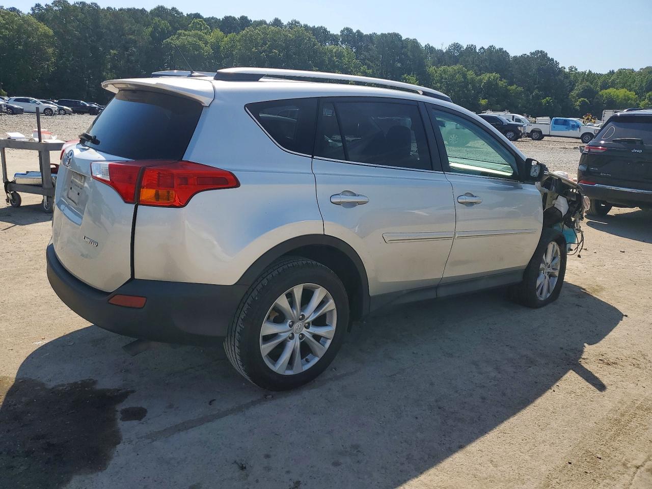 2015 Toyota Rav4 Limited Silver vin: 2T3YFREV5FW155075
