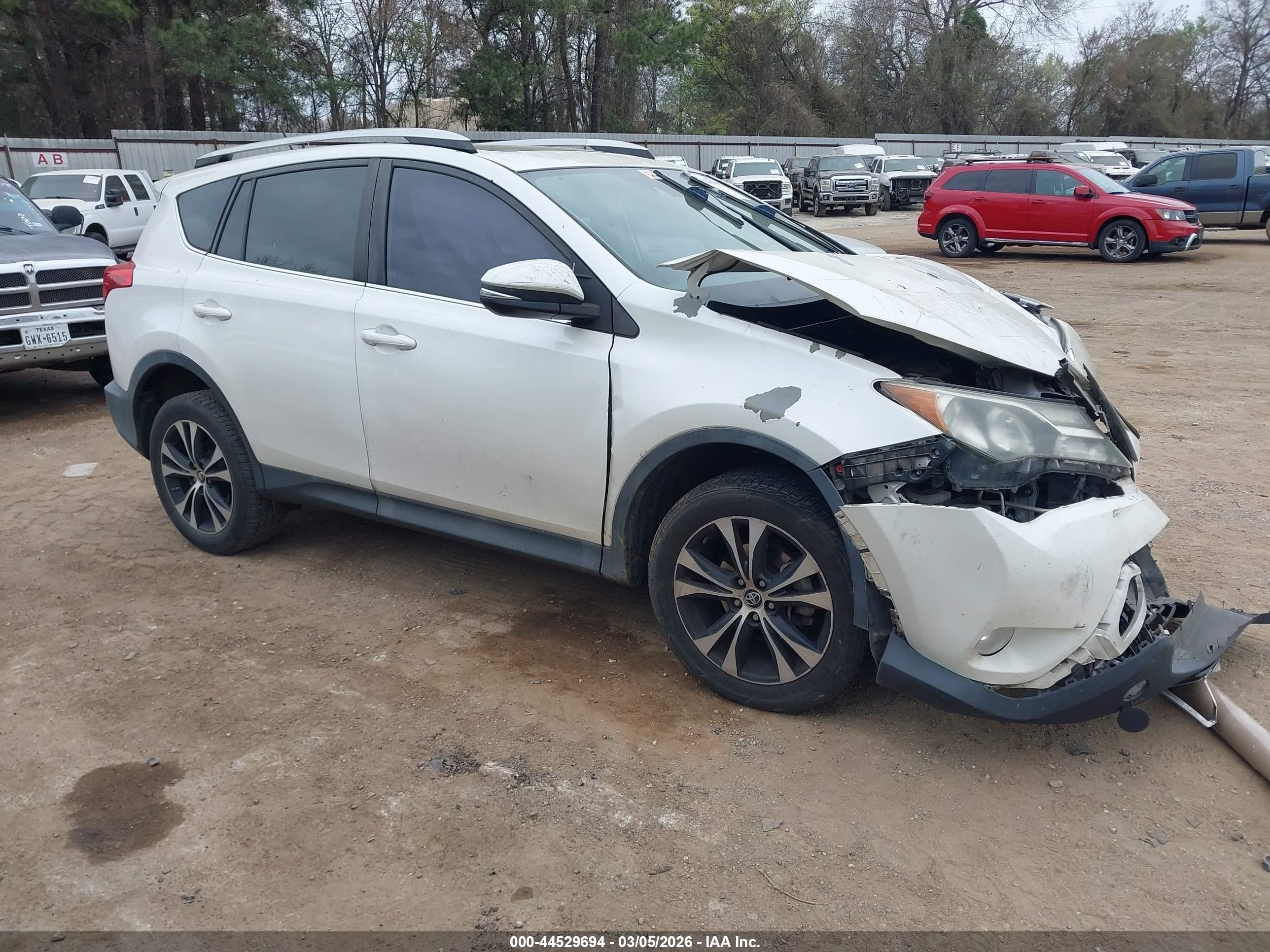 2015 Toyota Rav4 Limited White vin: 2T3YFREV5FW156968