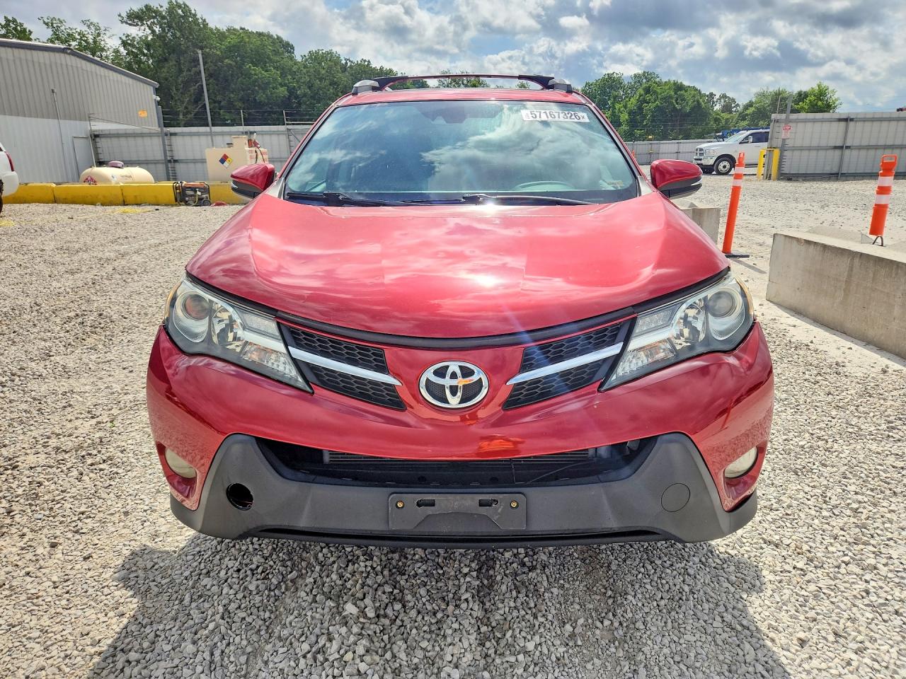 2015 Toyota Rav 4 Red vin: 2T3YFREV5FW164925
